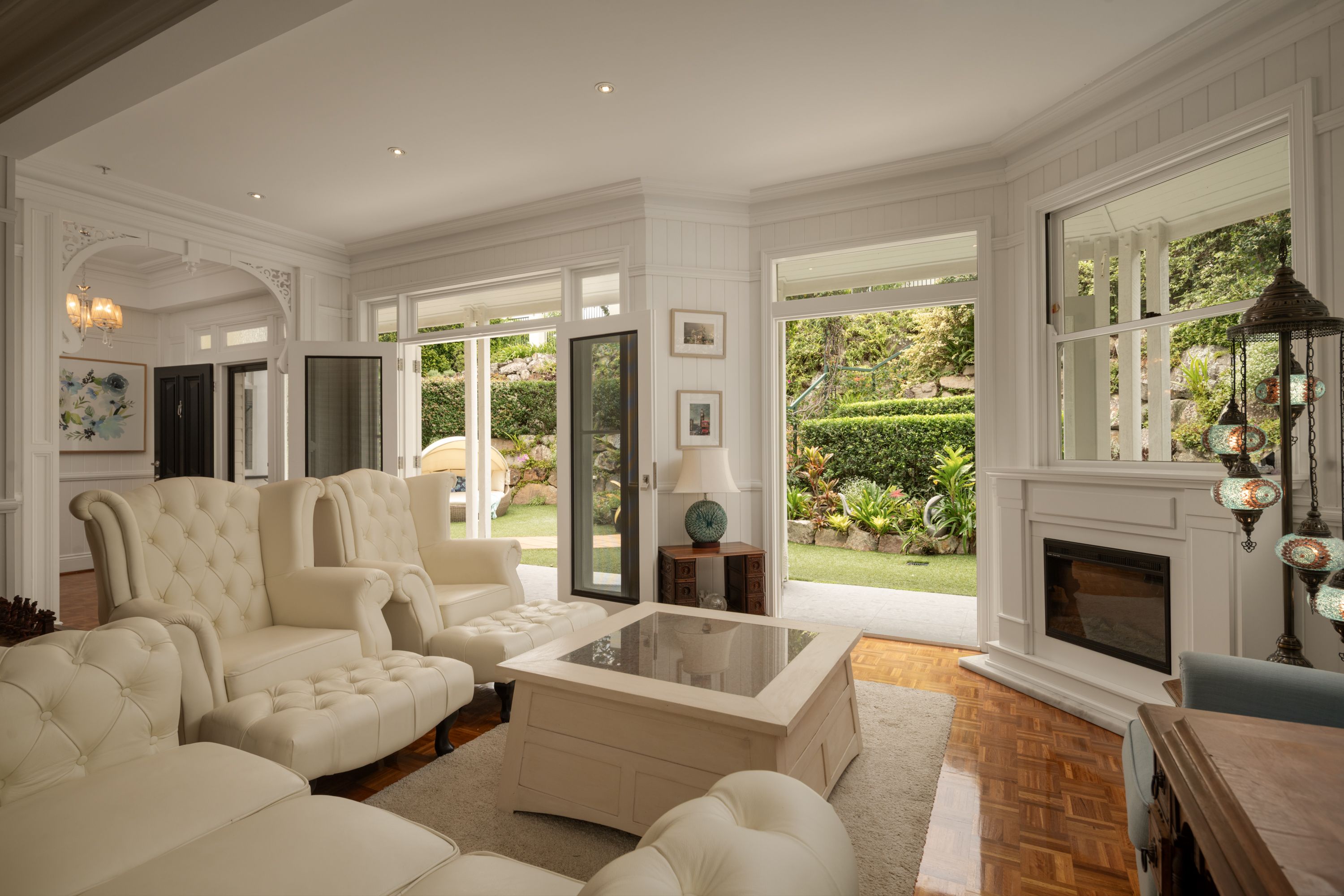 81 Hipwood Avenue, Coorparoo, QLD 4151