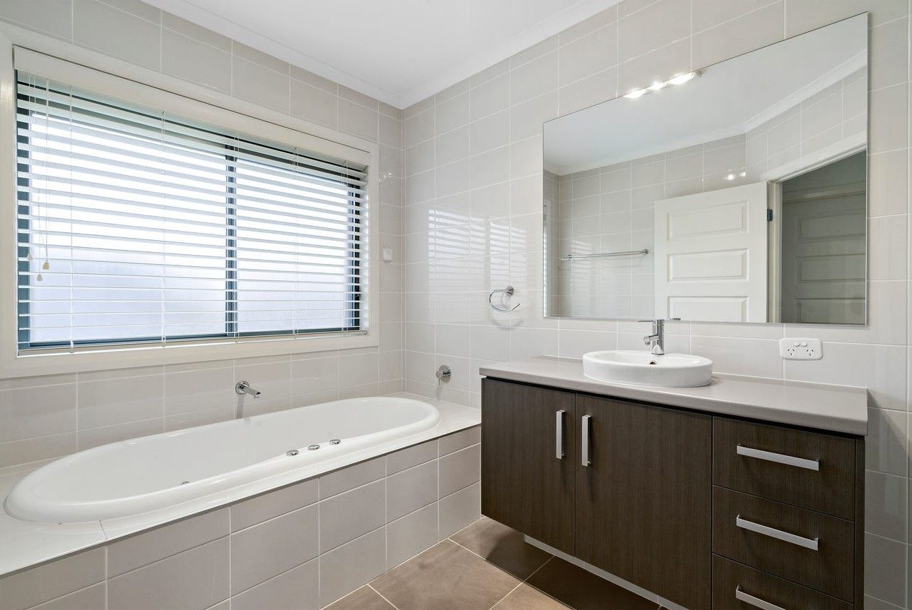 4 Sanderling Crescent, Cranebrook, NSW