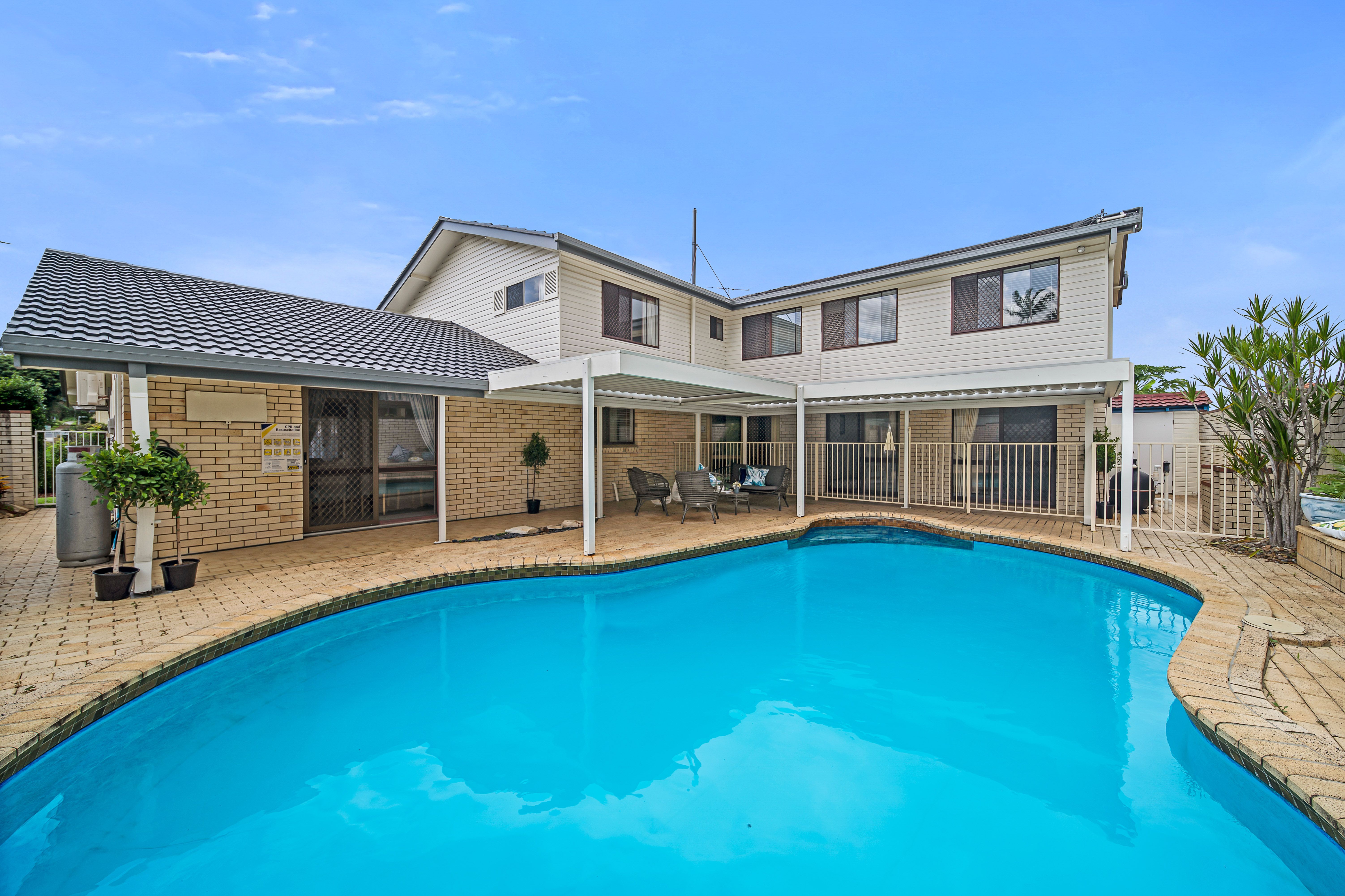 1 Tapscott Street, Wishart, QLD 4122