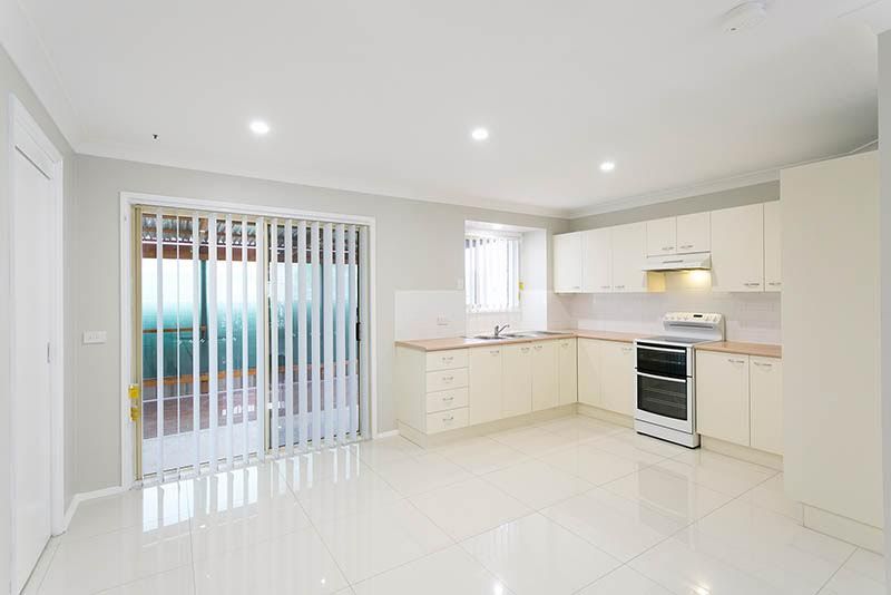 2/69 Jarrah Way, Albion Park Rail, NSW 2527