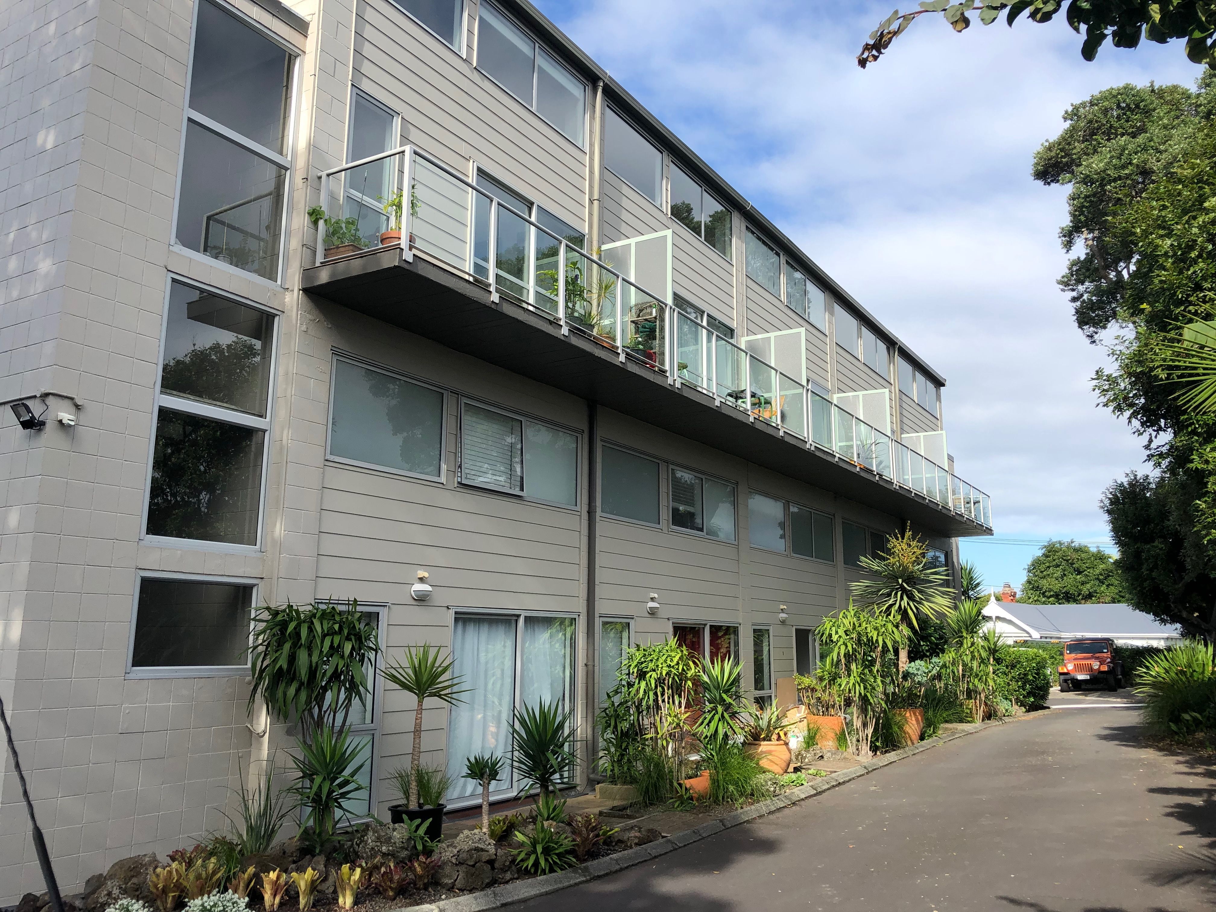 2/9 Sylvan Ave West, Mount Eden, Auckland City 1024
