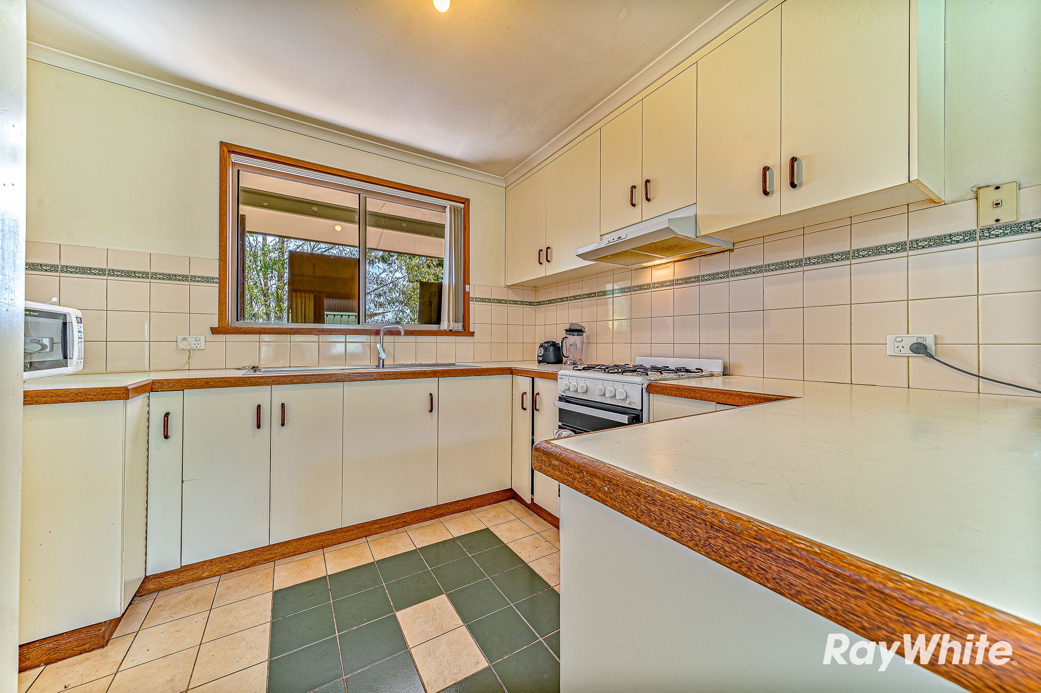 3/13 Thompson Crescent, Kennington, VIC 3550