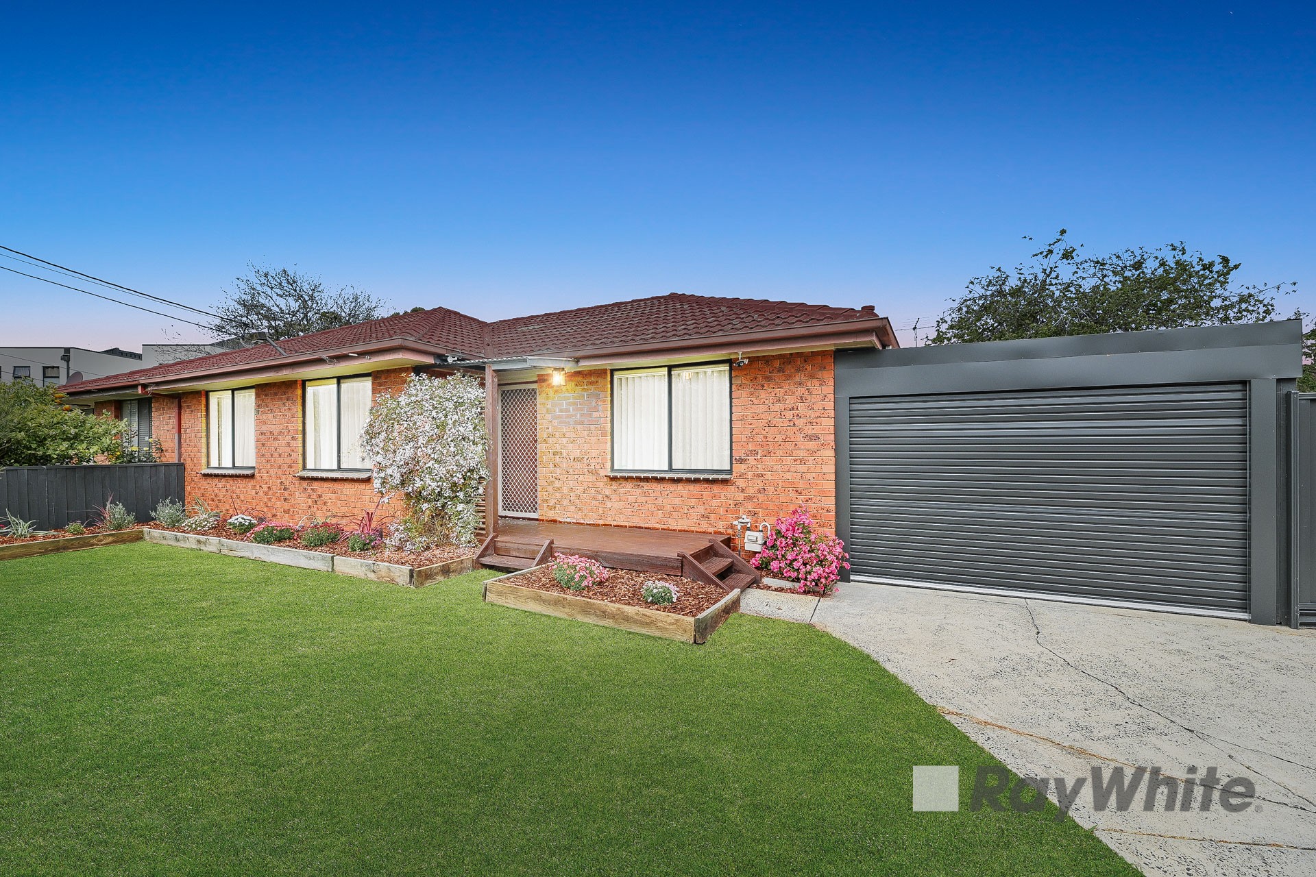 1/15 Edinborough Street, Hallam, VIC 3803