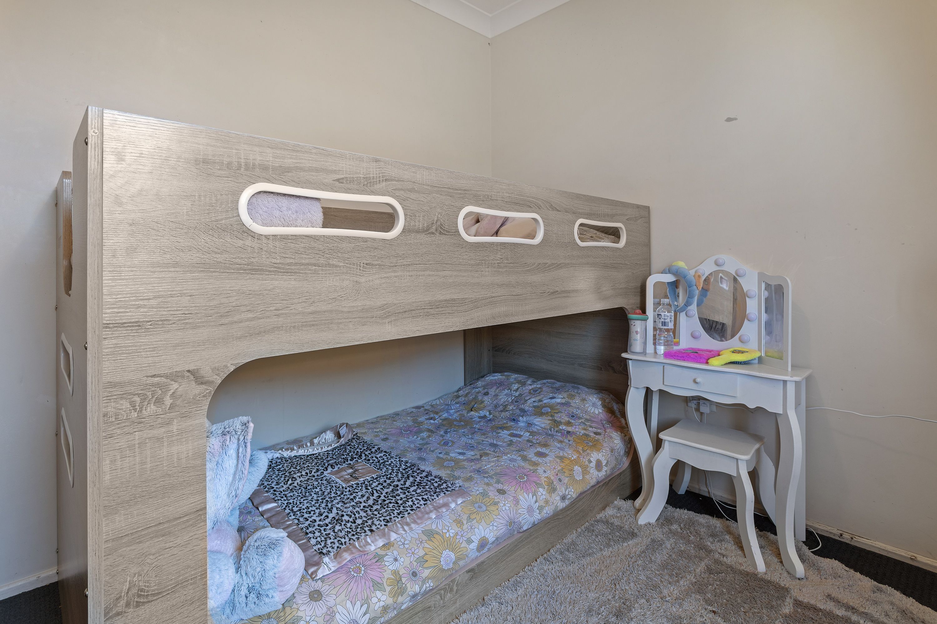 23 Robb Street — photo 13 of 17