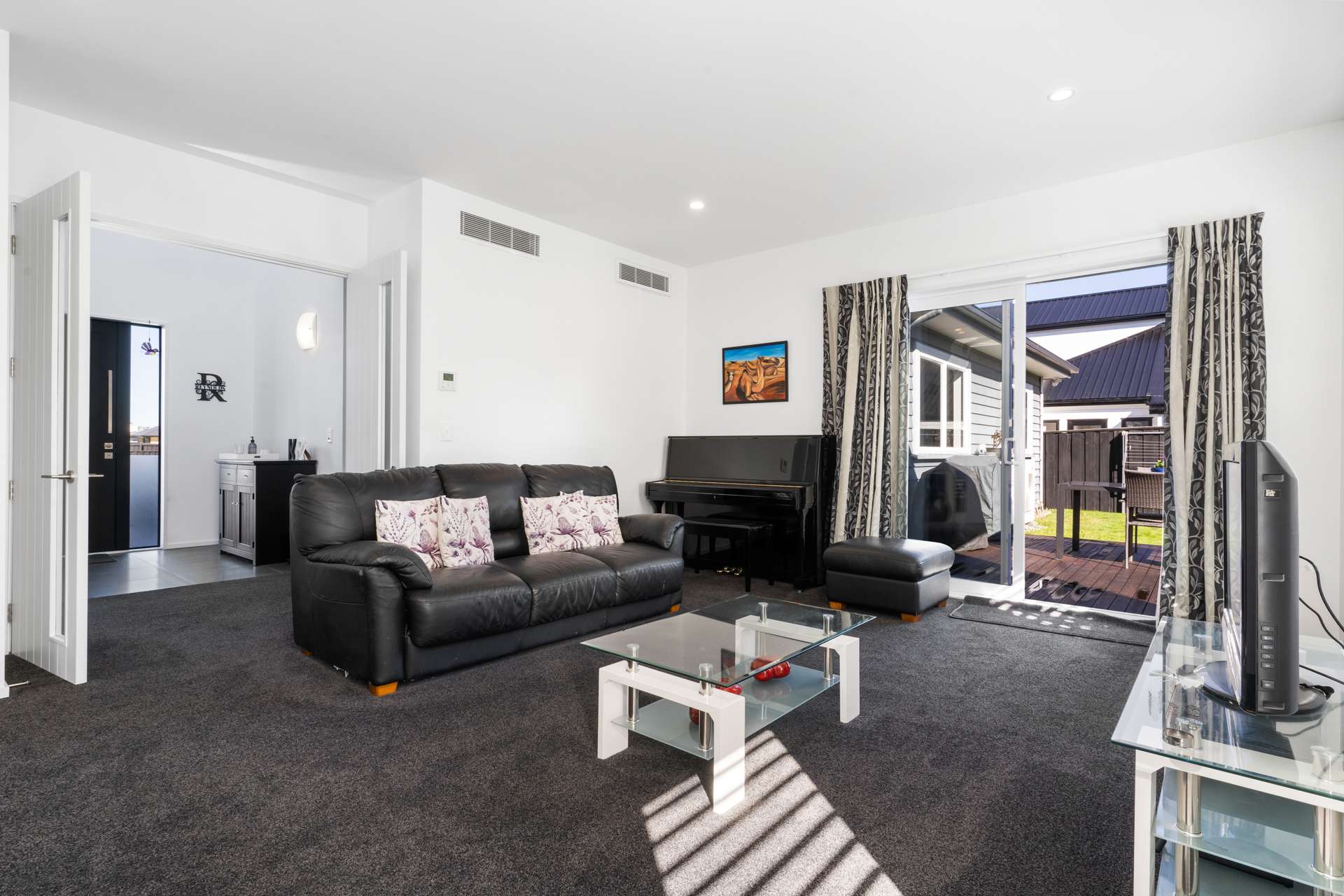 217 Cavendish Road photo 18