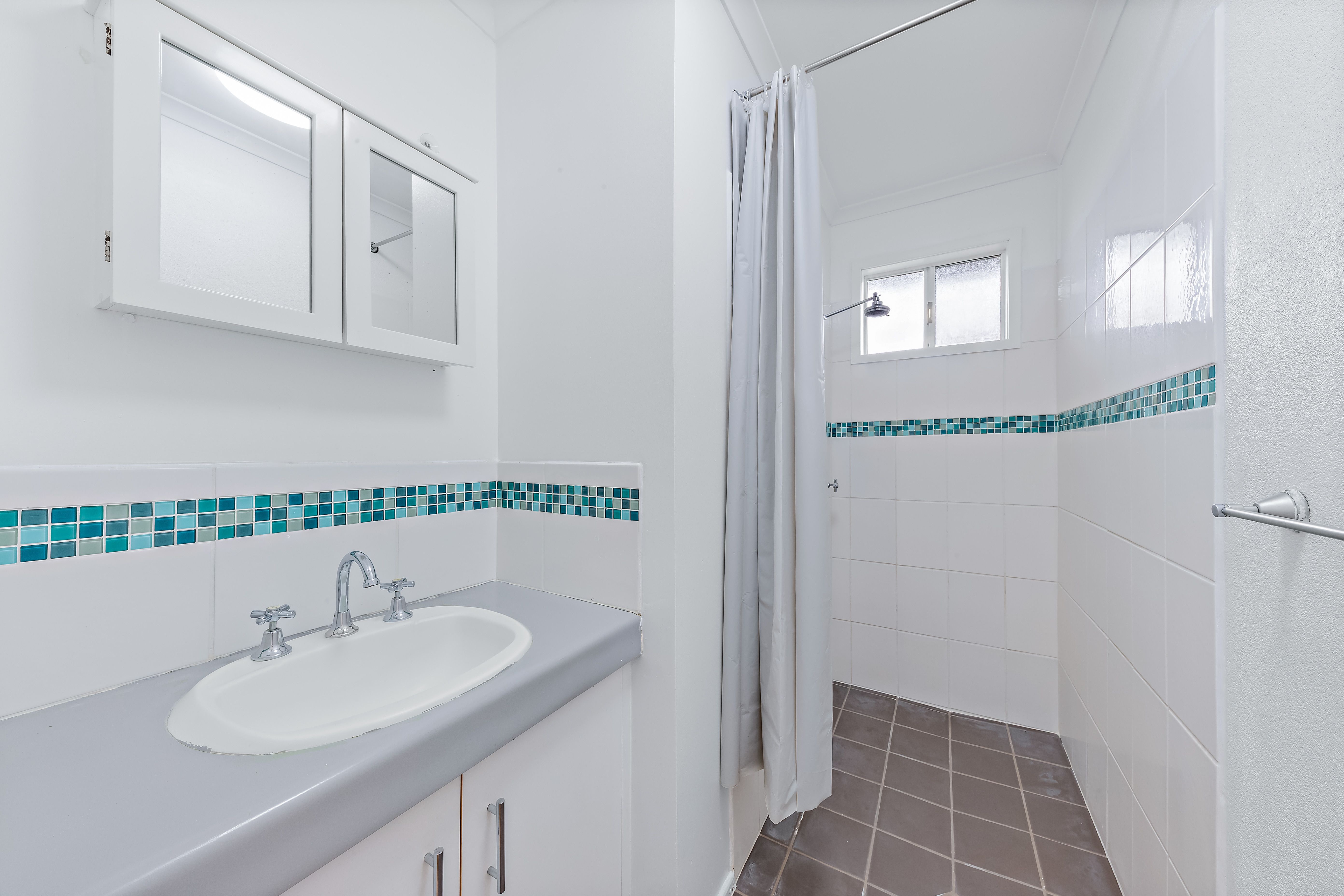 70/3 Eshelby Drive — photo 6 of 13