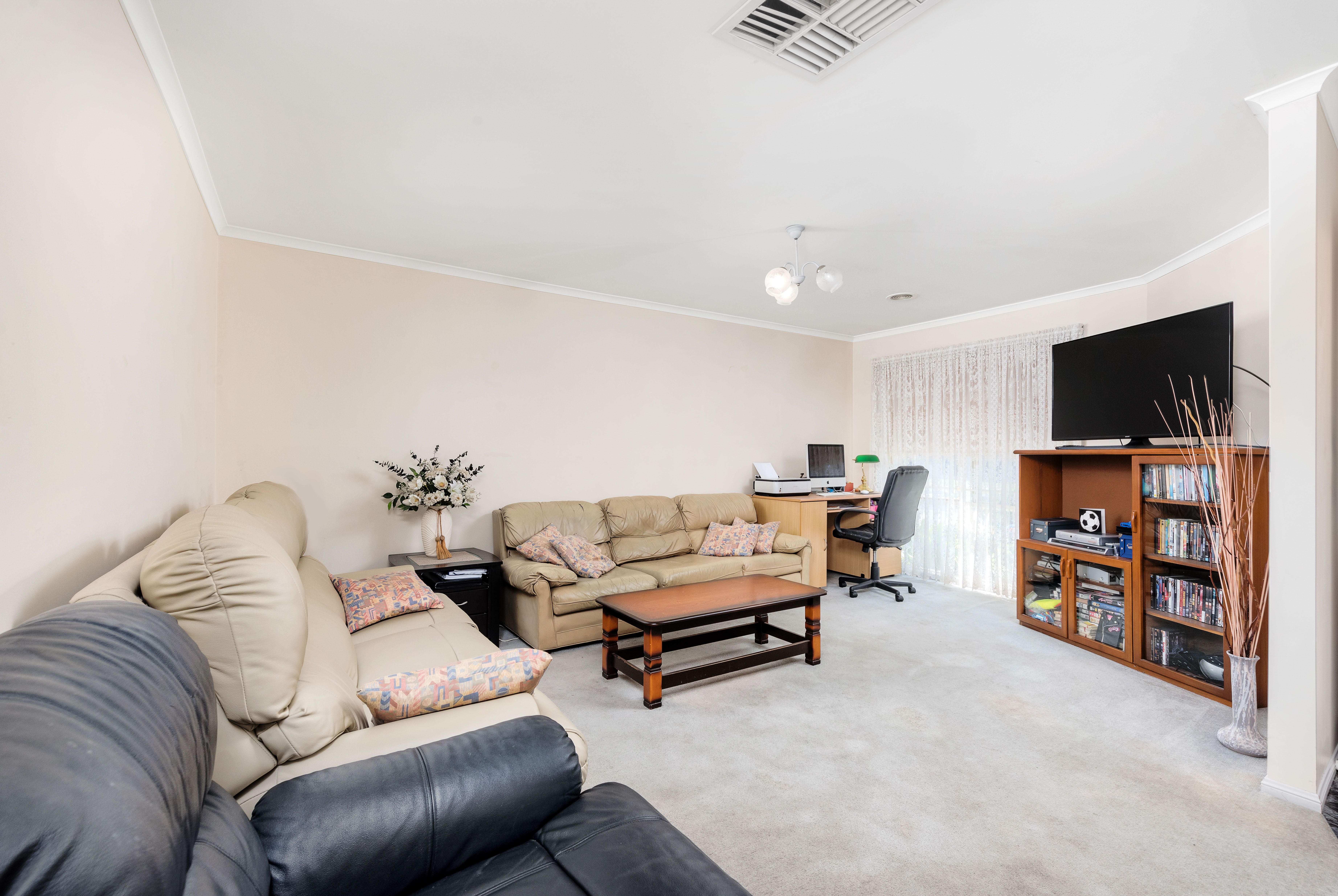 35 Murchison Way, Thomastown, VIC 3074