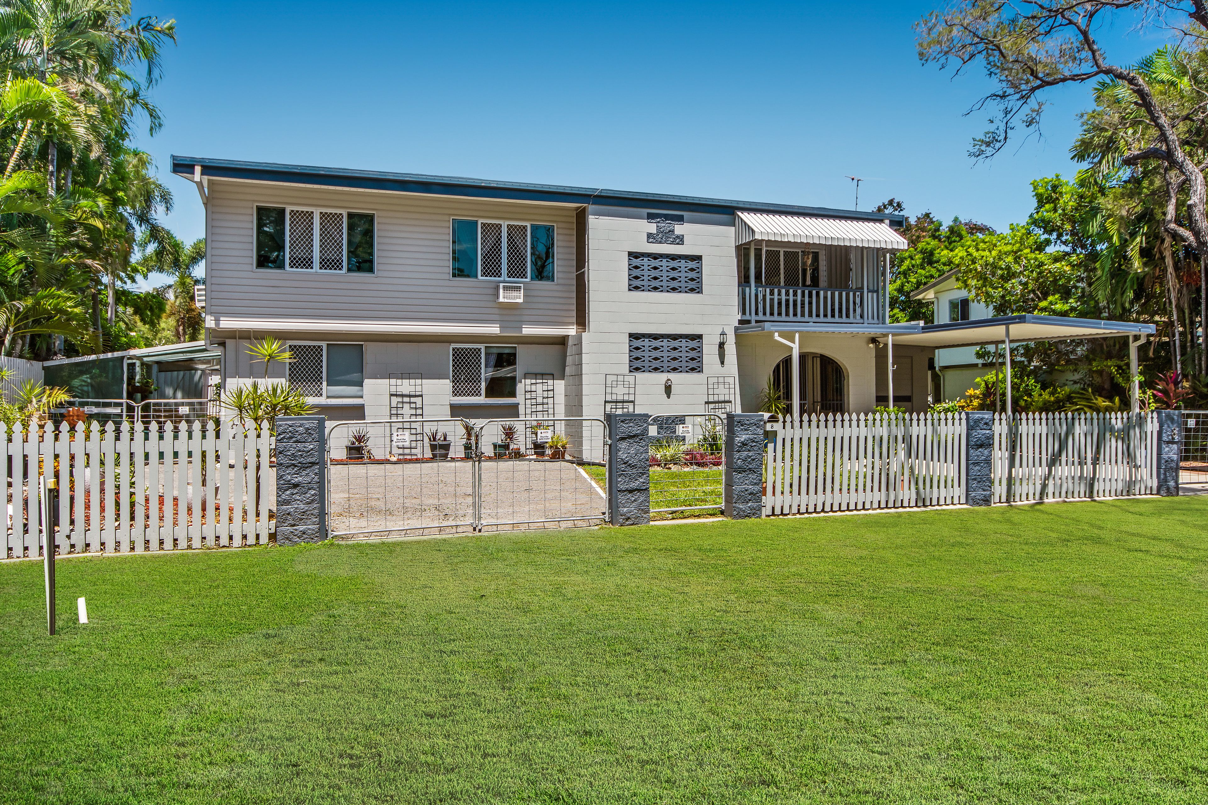 8 Keesing Road, Douglas QLD 4814