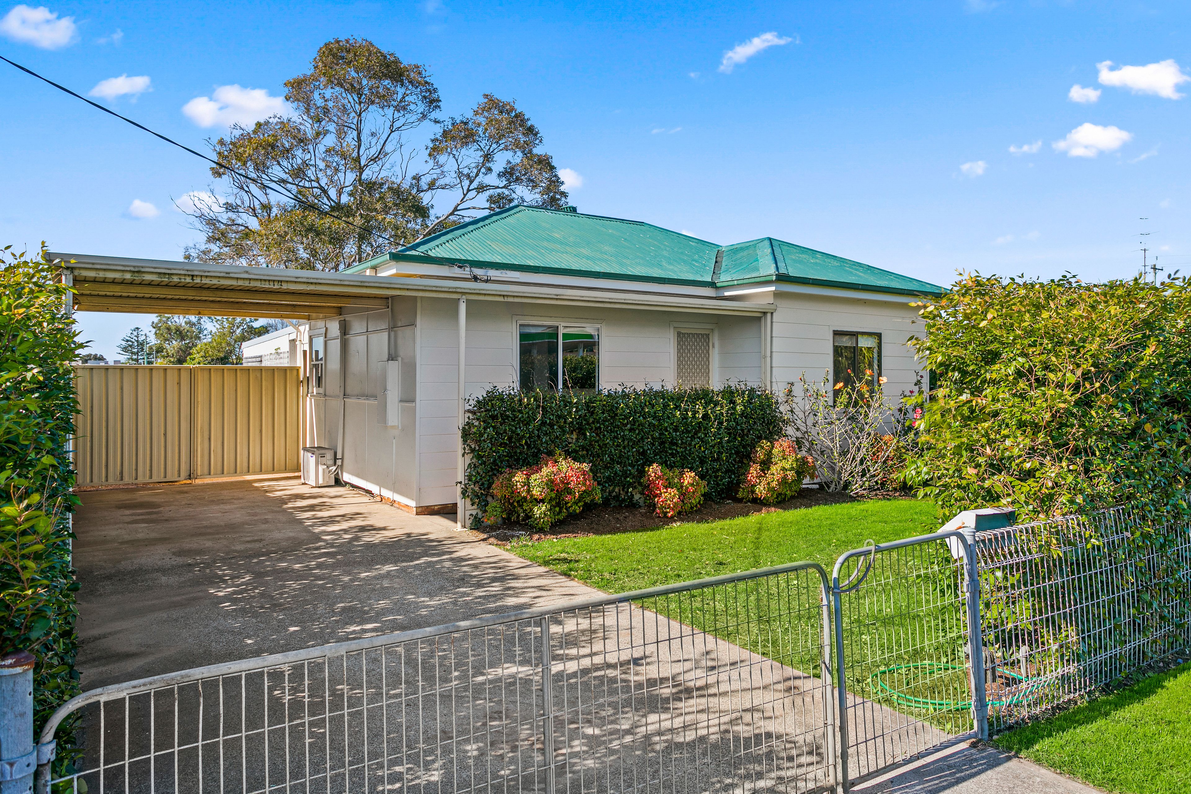 187 Shellharbour Road, Barrack Heights NSW 2528