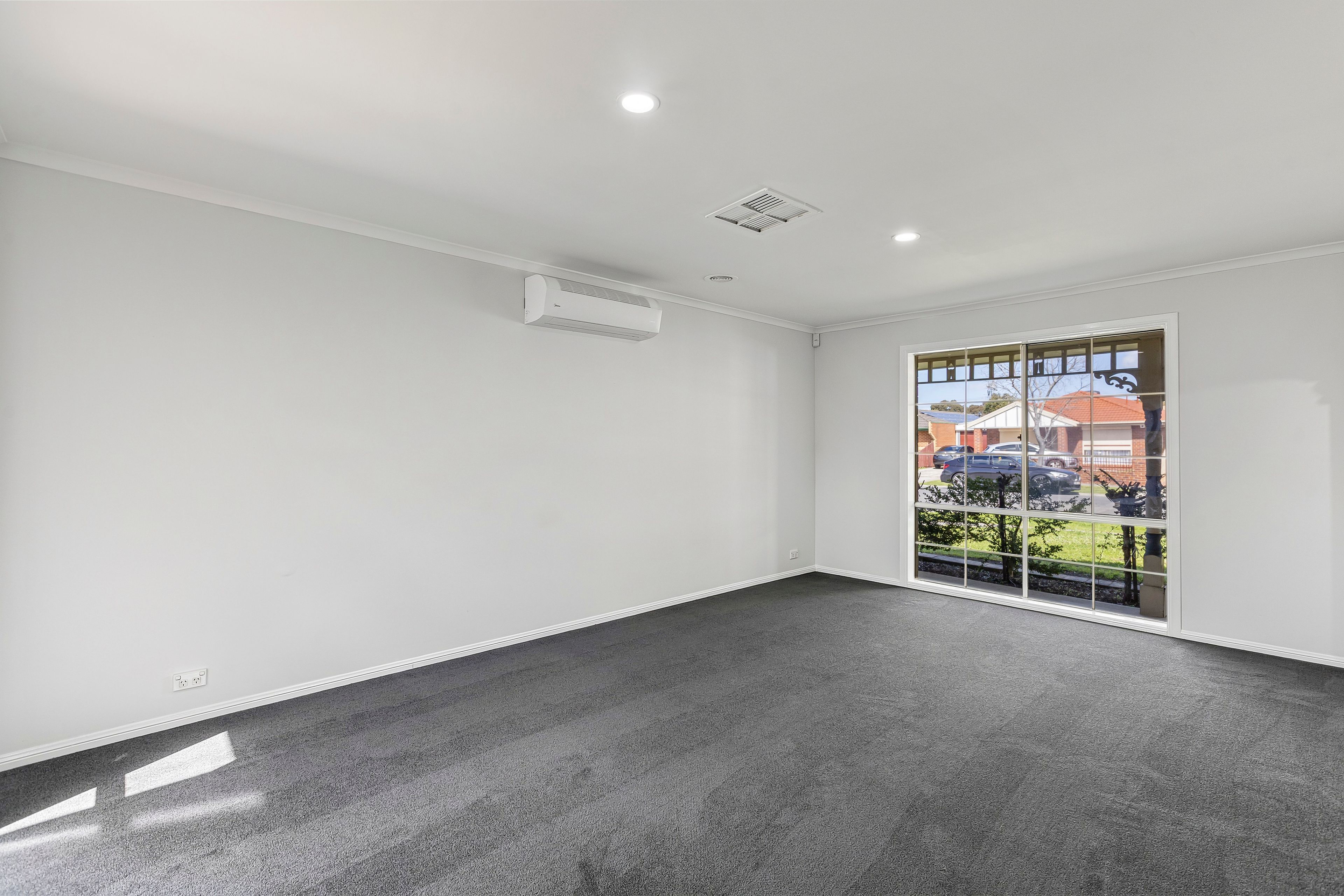 79 Mckenzie Crescent, Roxburgh Park, VIC 3064