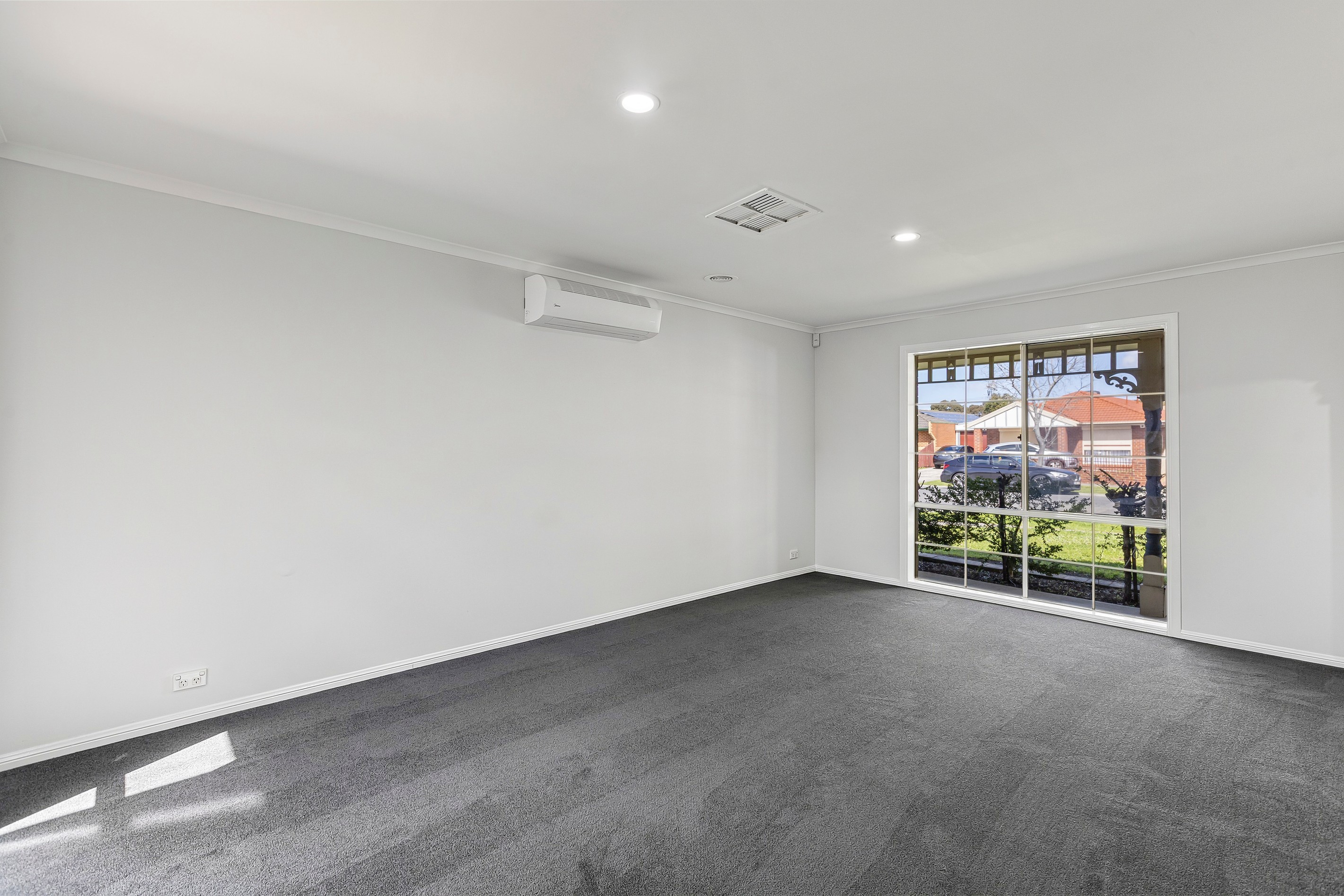 79 Mckenzie Crescent, Roxburgh Park, VIC 3064