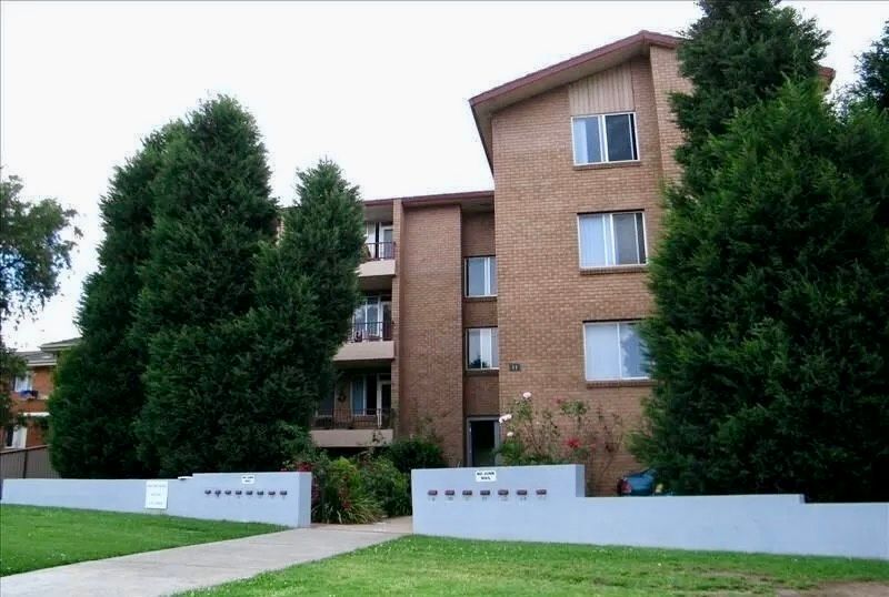 2/11 Station St West, Harris Park, NSW 2150