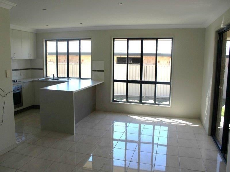 4 Mooney Crescent, Emerald, QLD 4720
