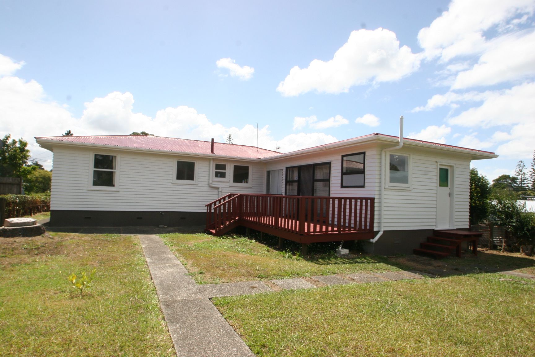 Henderson, Waitakere City