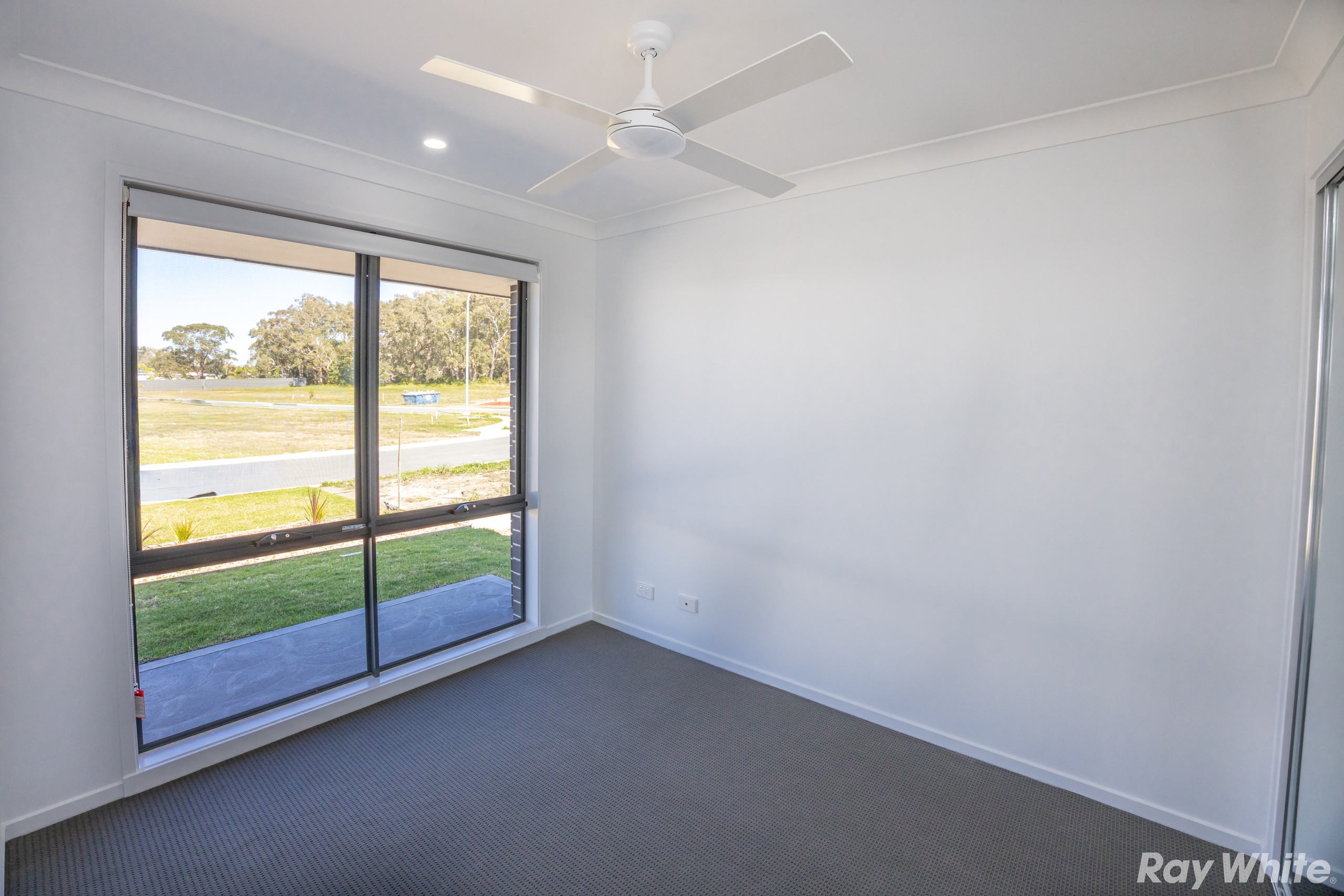2/10 Algona Road, Forster, NSW 2428