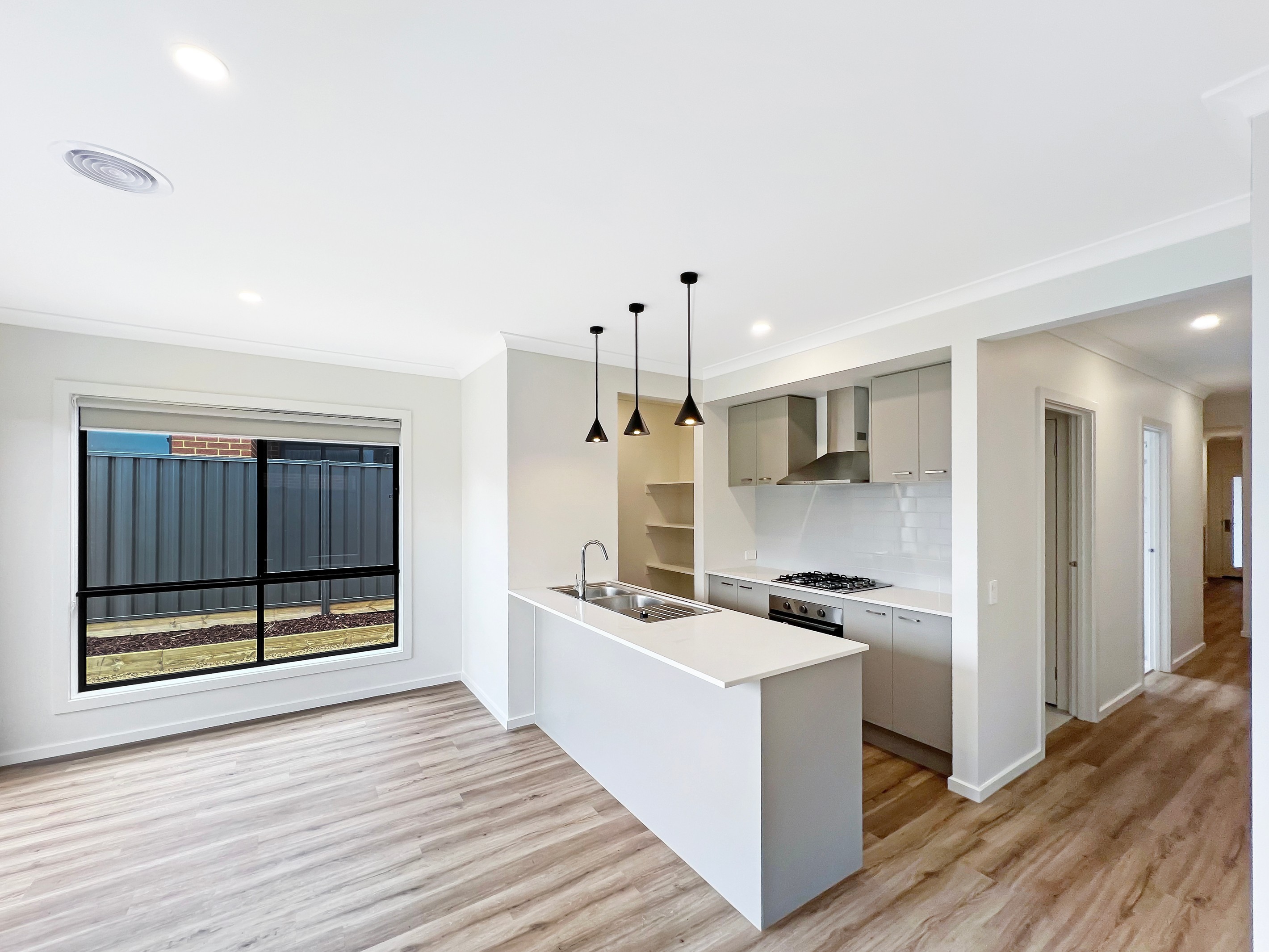 114 Willoby Drive, Alfredton, VIC 3350