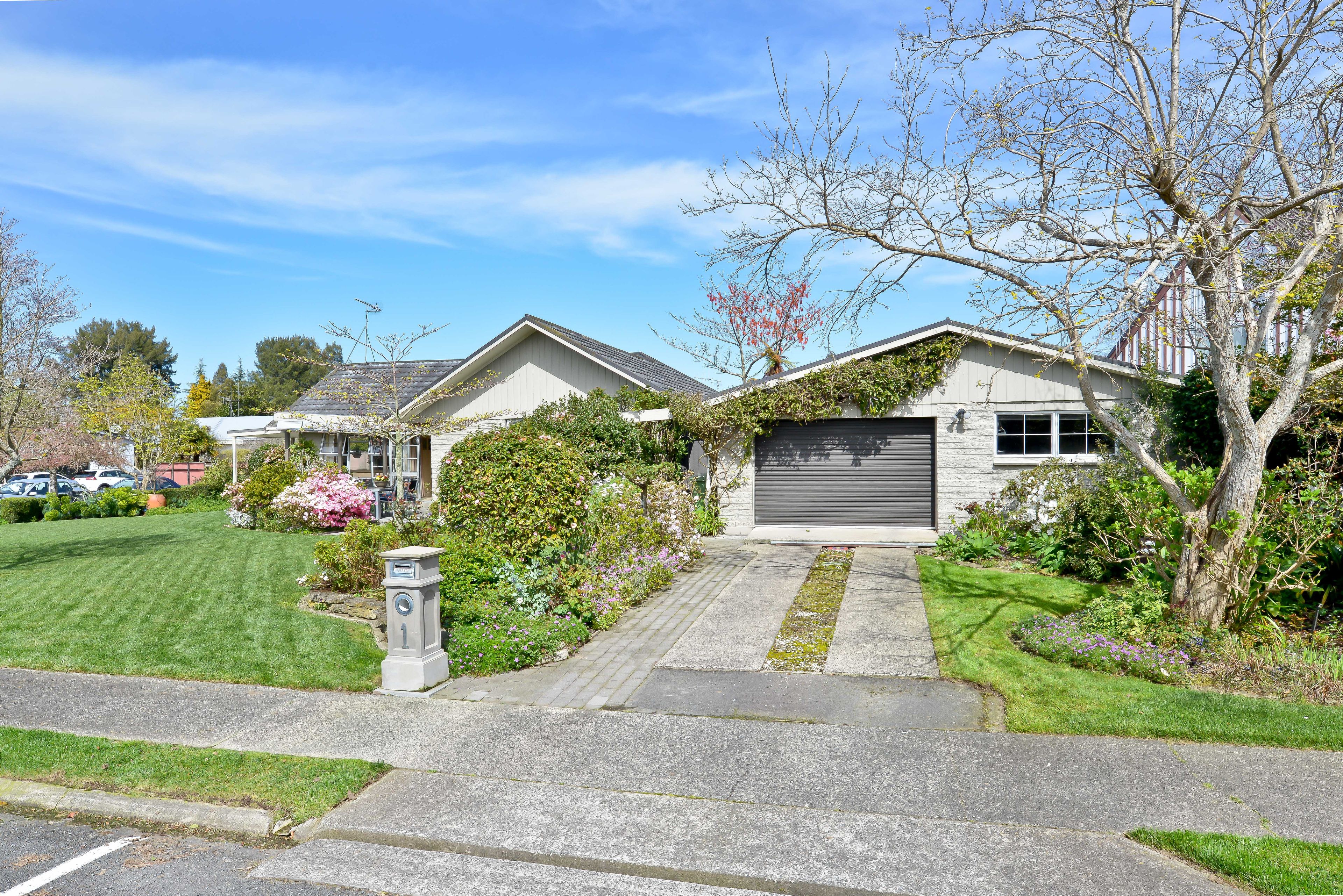 1 Camellia Place, Hamilton Lake, Hamilton City