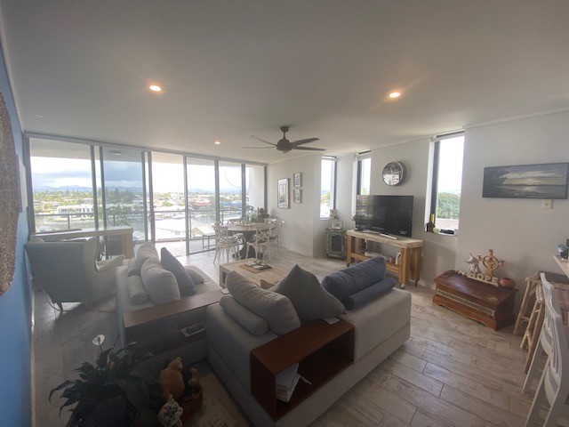 601/1 Stanhill Drive, Chevron Island, QLD 4217