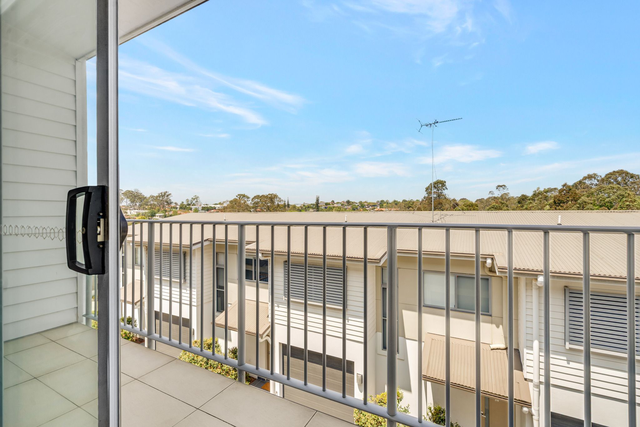17/18 Bendena Terrace — photo 10 of 17