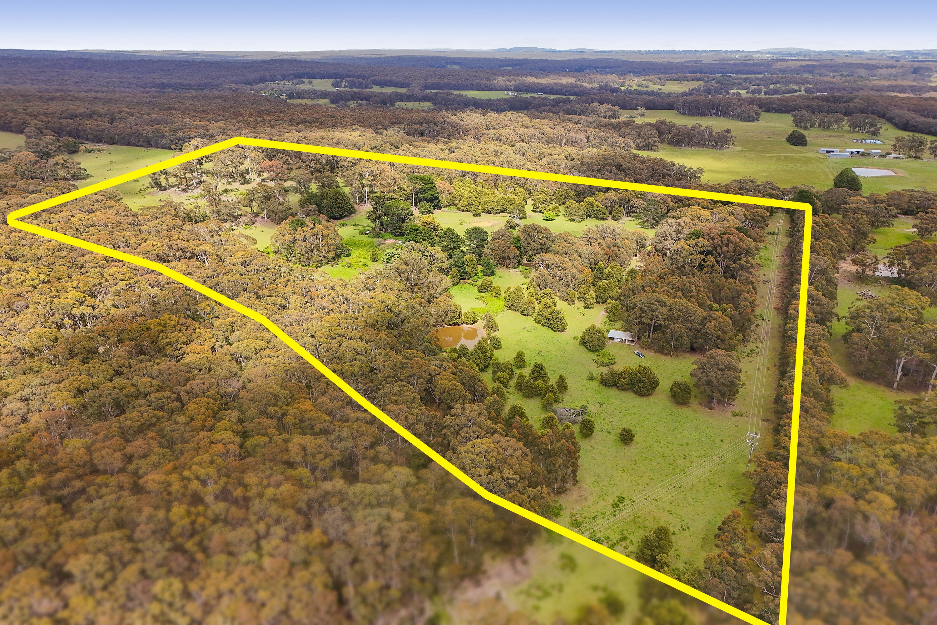 135 Boldiston Road, Woodend, VIC 3442