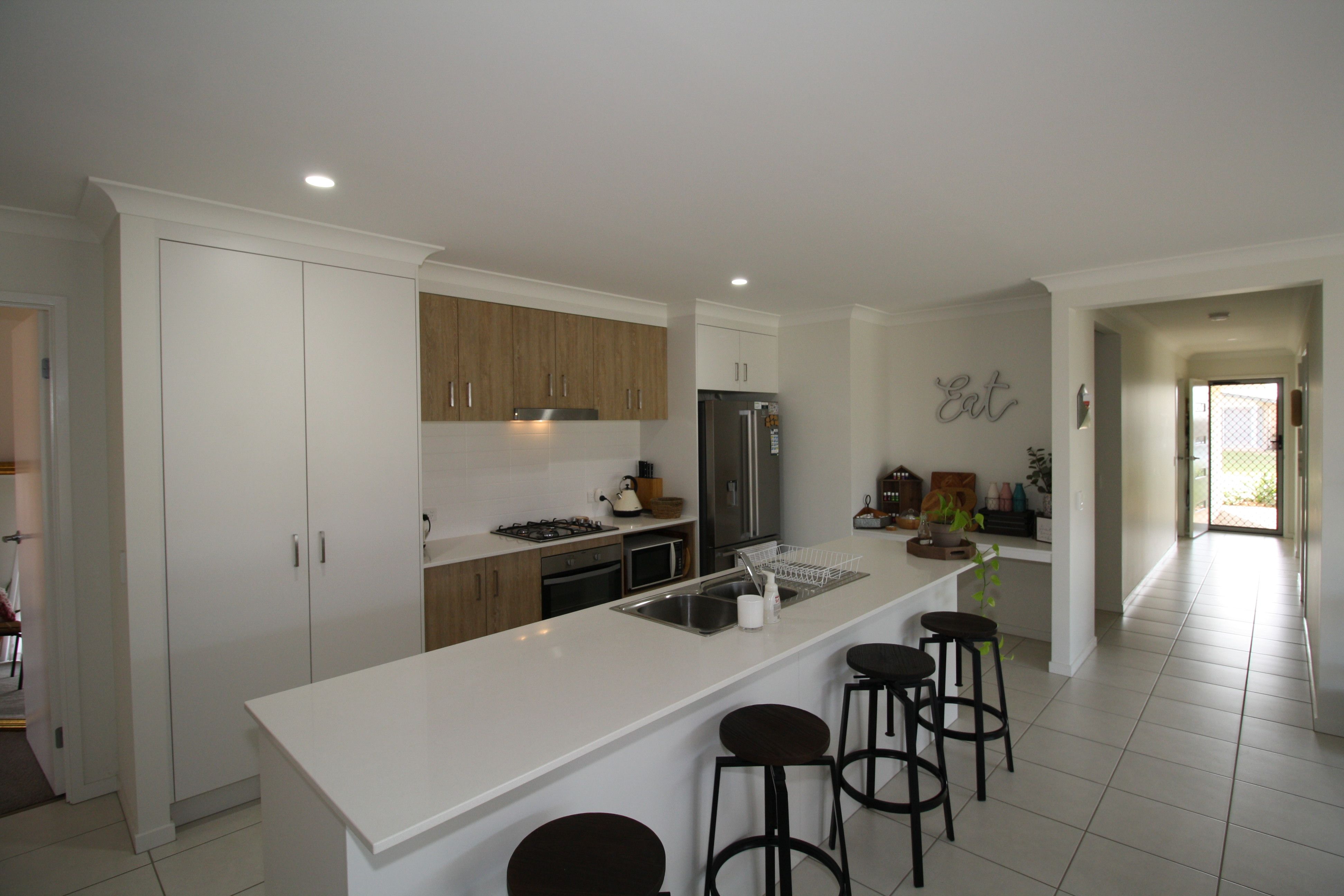 32 O'Connell Parade, Urraween, QLD 4655