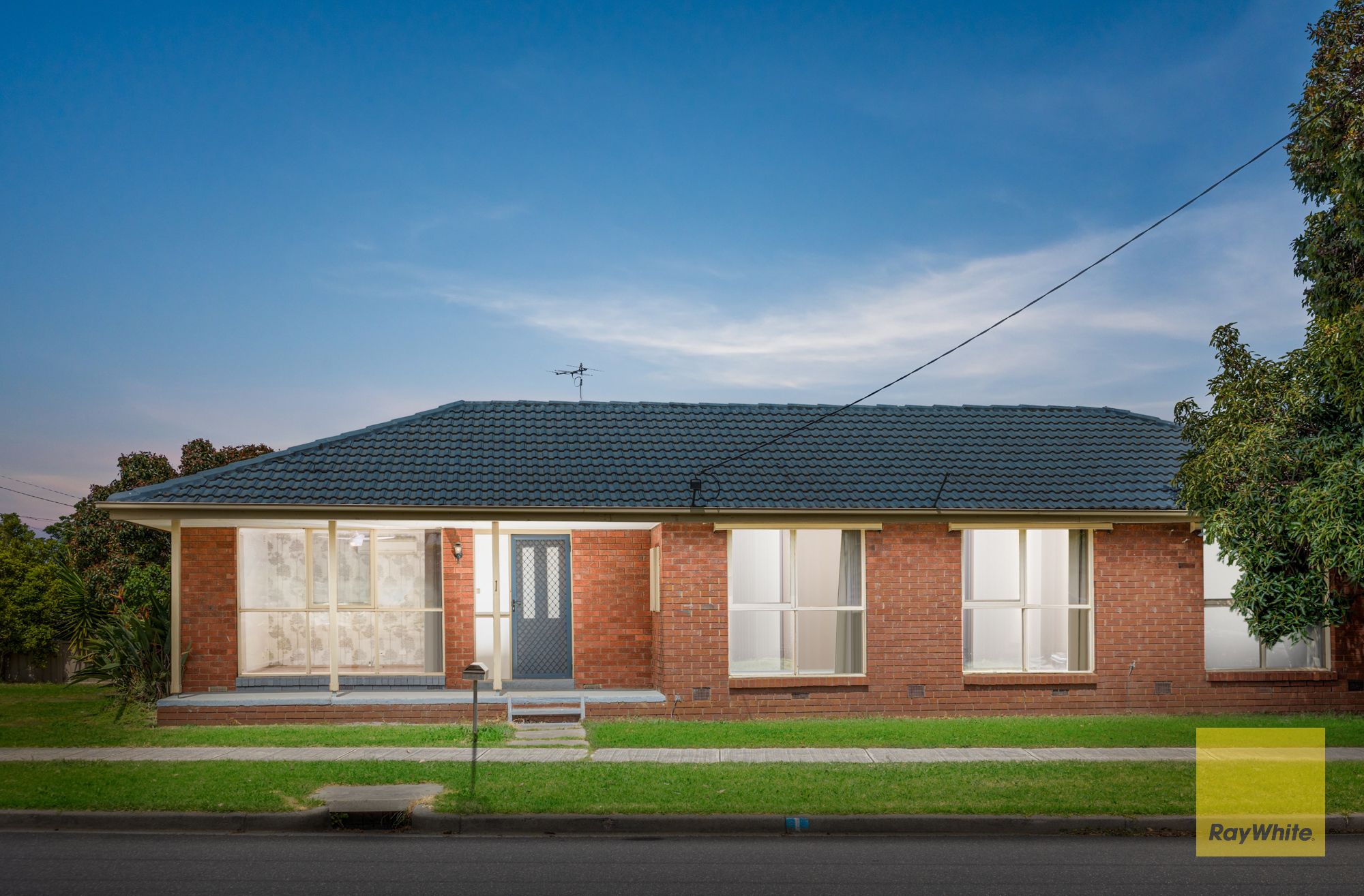 1 Waylett Court, Deer Park, VIC 3023