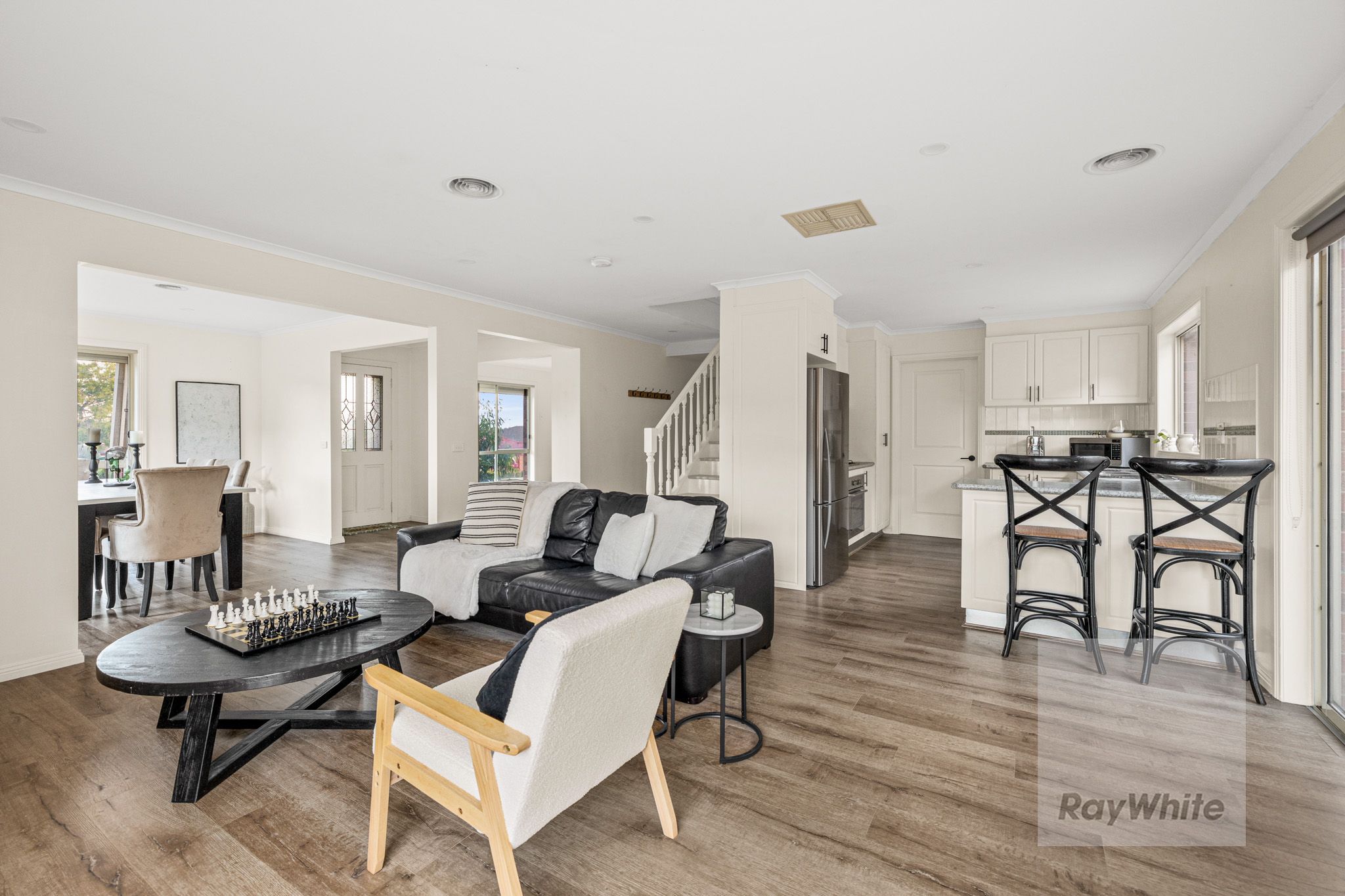 15 Lamour Avenue, South Morang, VIC 3752