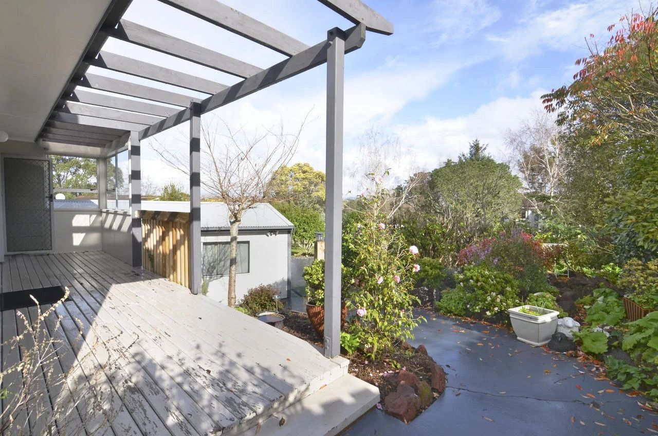 17 Peterhouse Place, West Harbour, Waitakere City