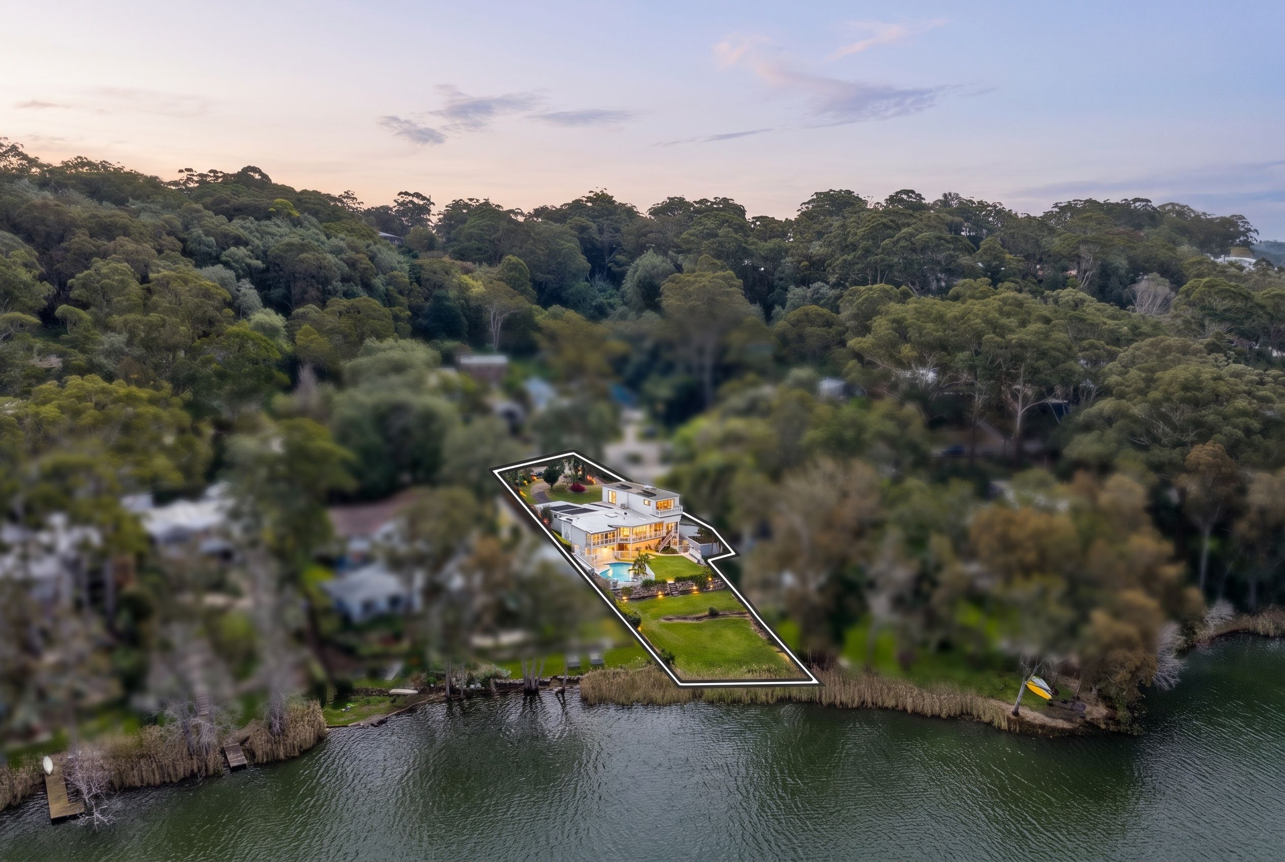 255 The Round Drive, Avoca Beach, NSW 2251