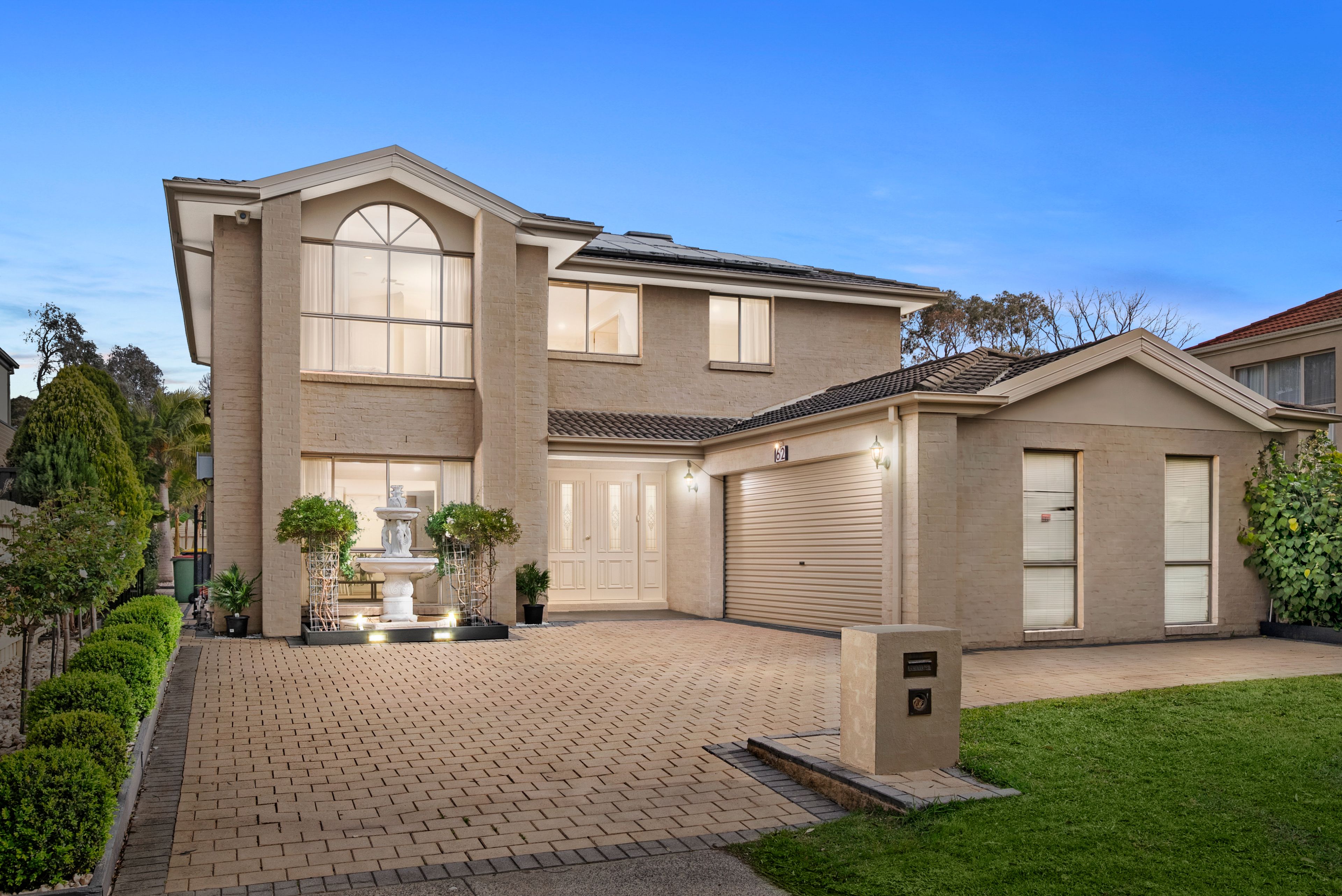 62 Mosman Close — photo from Ray White Wantirna