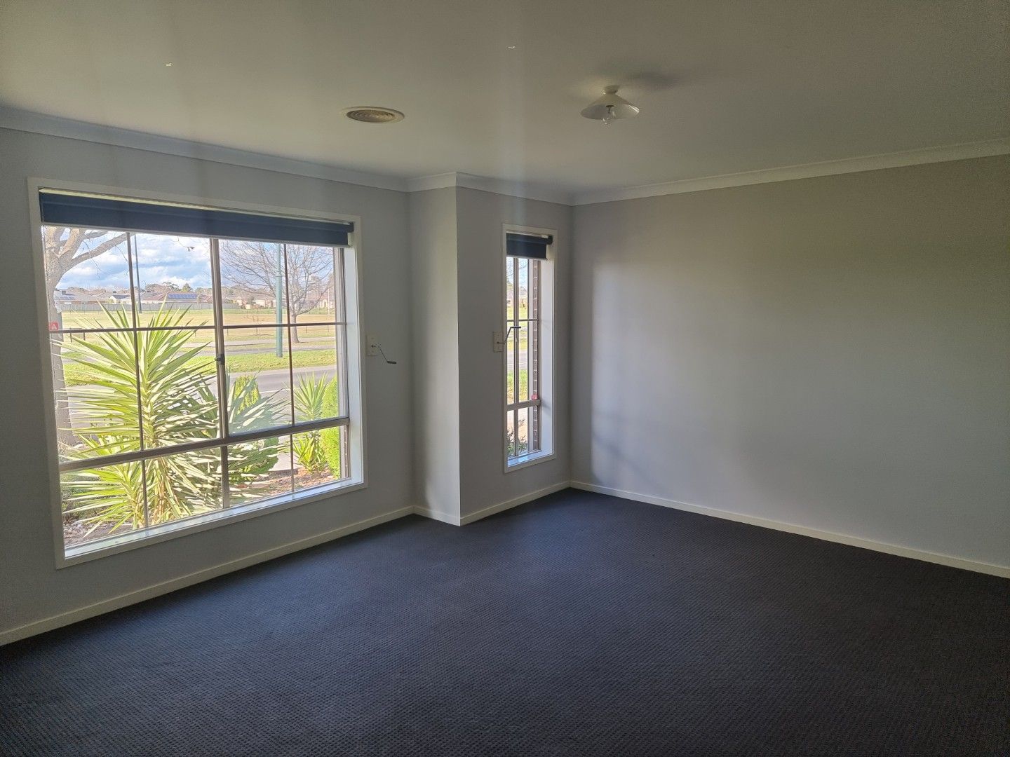 81 Broad Oak Drive, Cranbourne East, VIC 3977