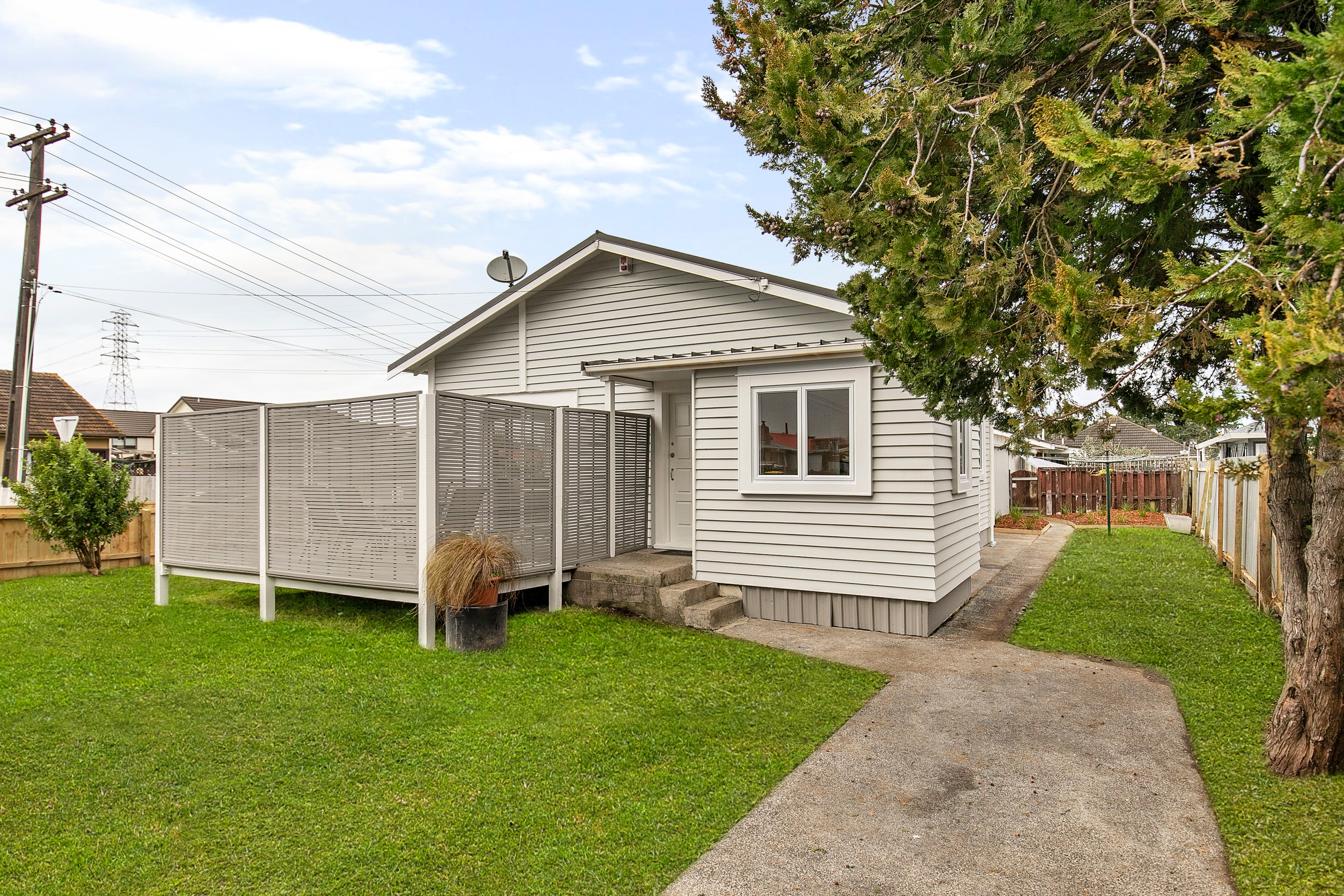 55 Gray Avenue, Mangere East, Manukau City