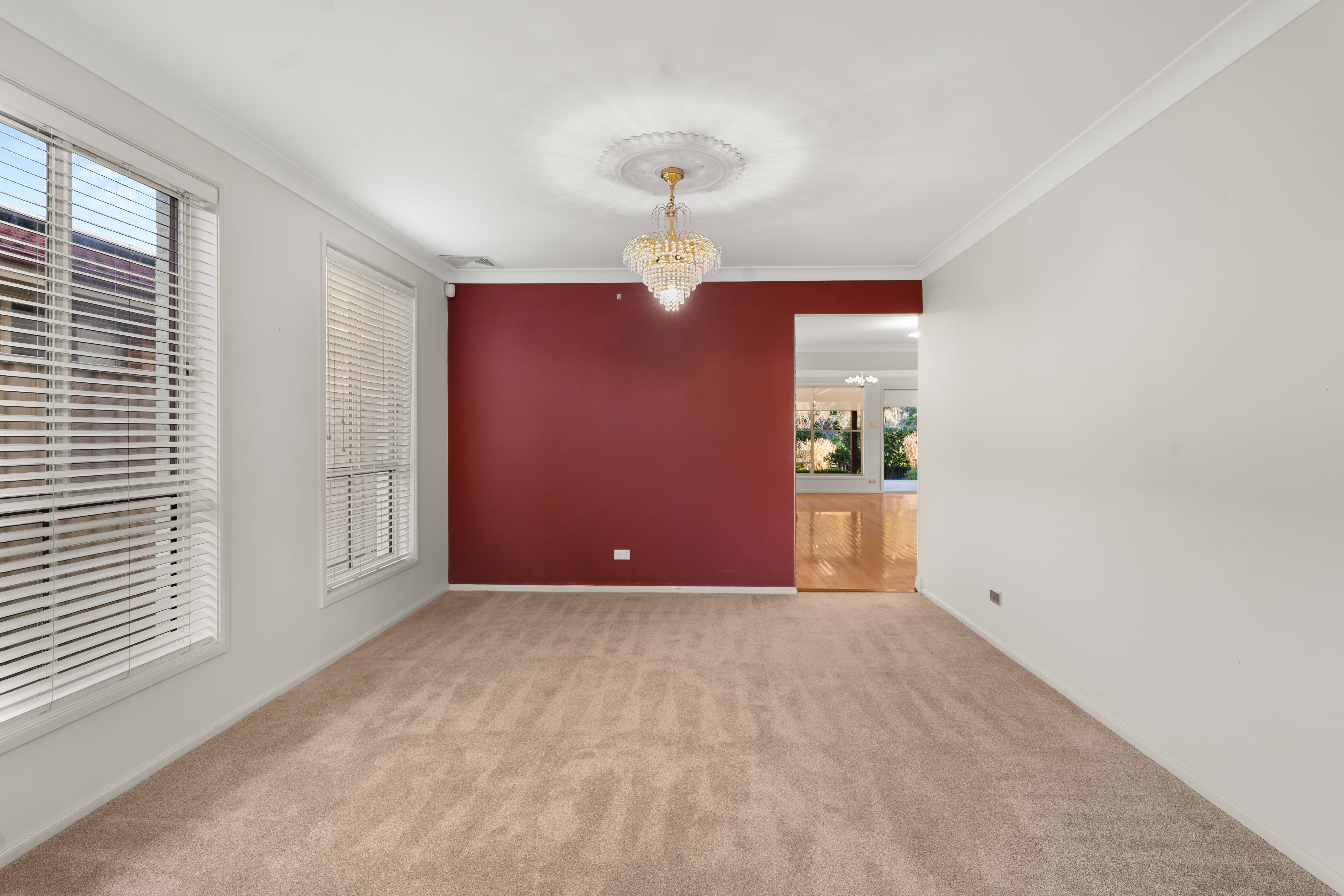 35 Emerald Drive — photo 11 of 30