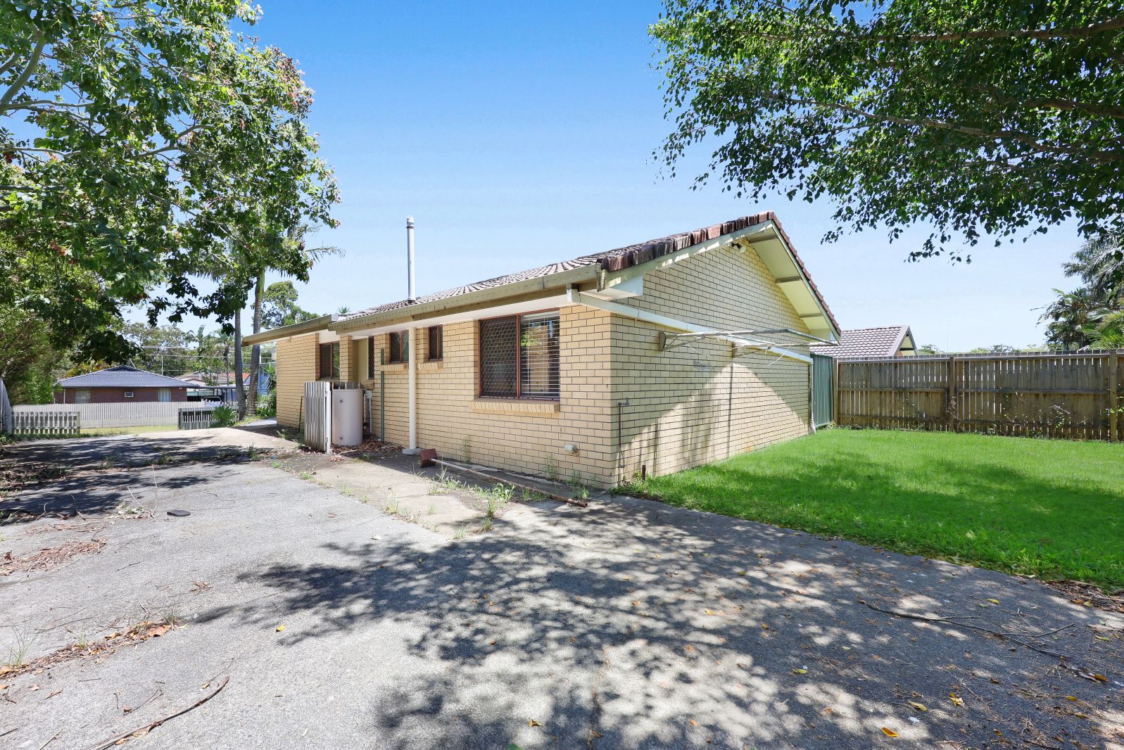 19 Warratina Street, Labrador QLD 4215