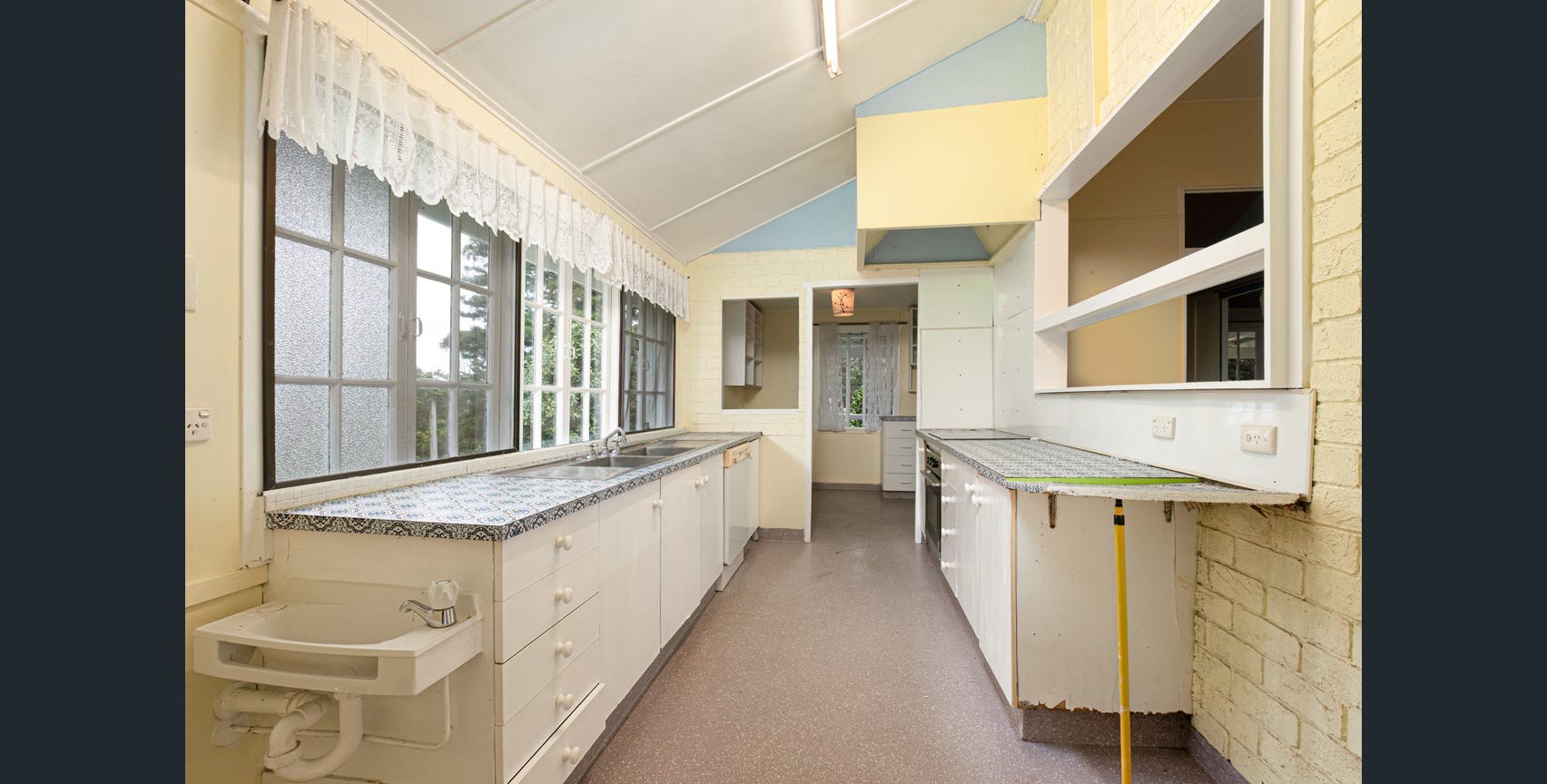 37a Bibaringa Close, Beechmont, QLD 4211