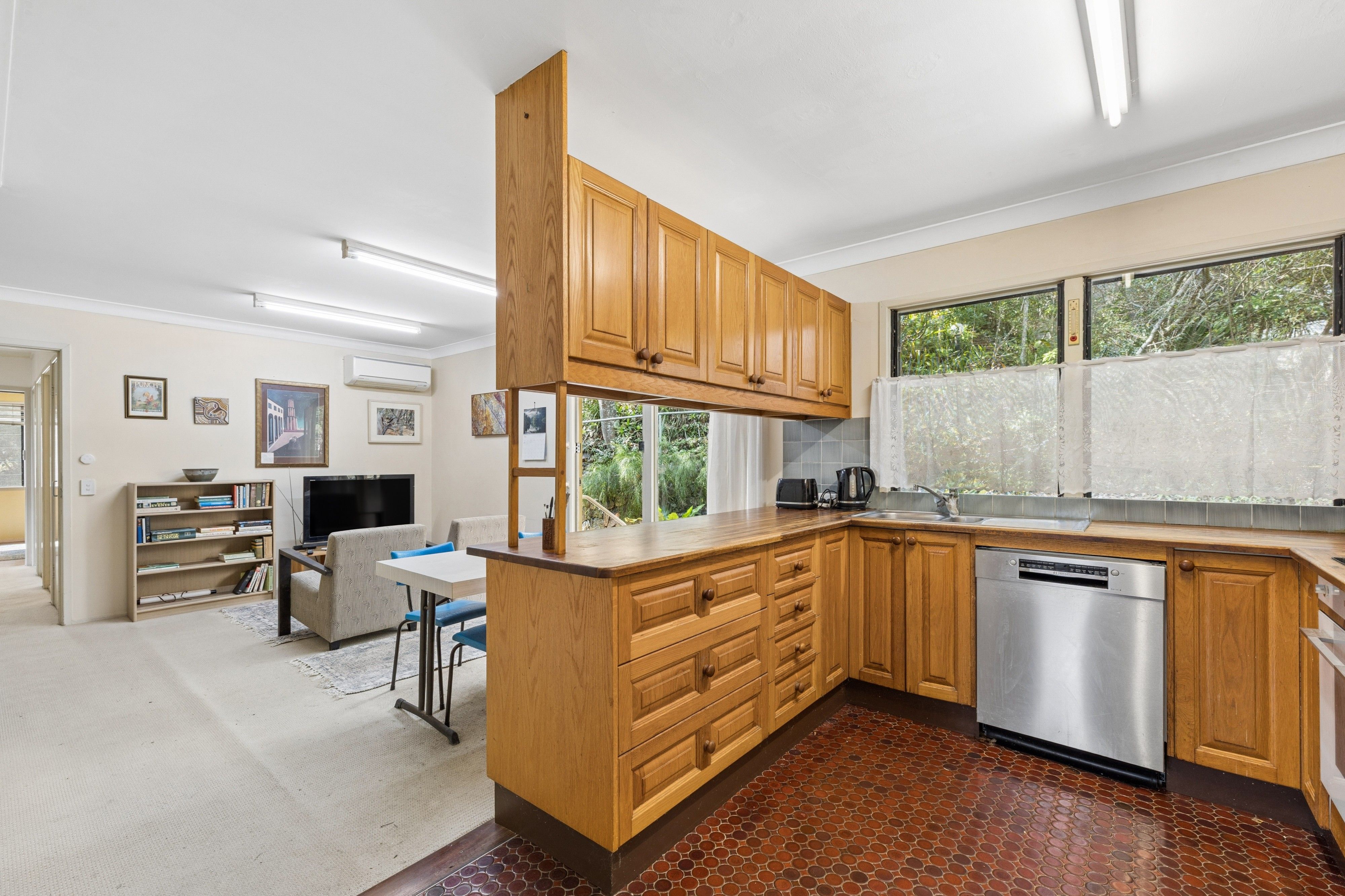 24 Greer Street — photo 8 of 20