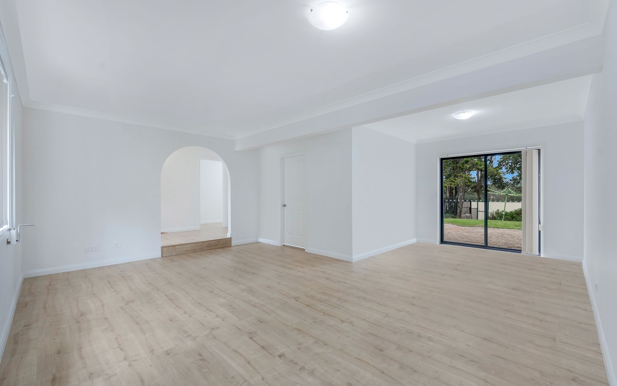 81 Stornoway Avenue, St Andrews, NSW 2566