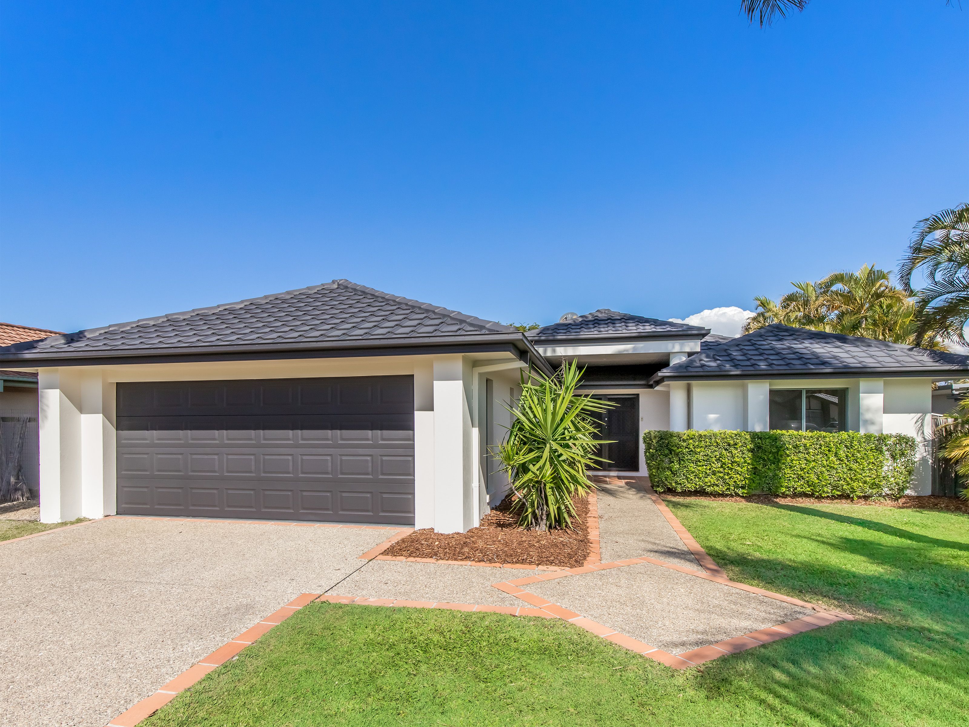8 Shinnecock Close, Hope Island, QLD 4212