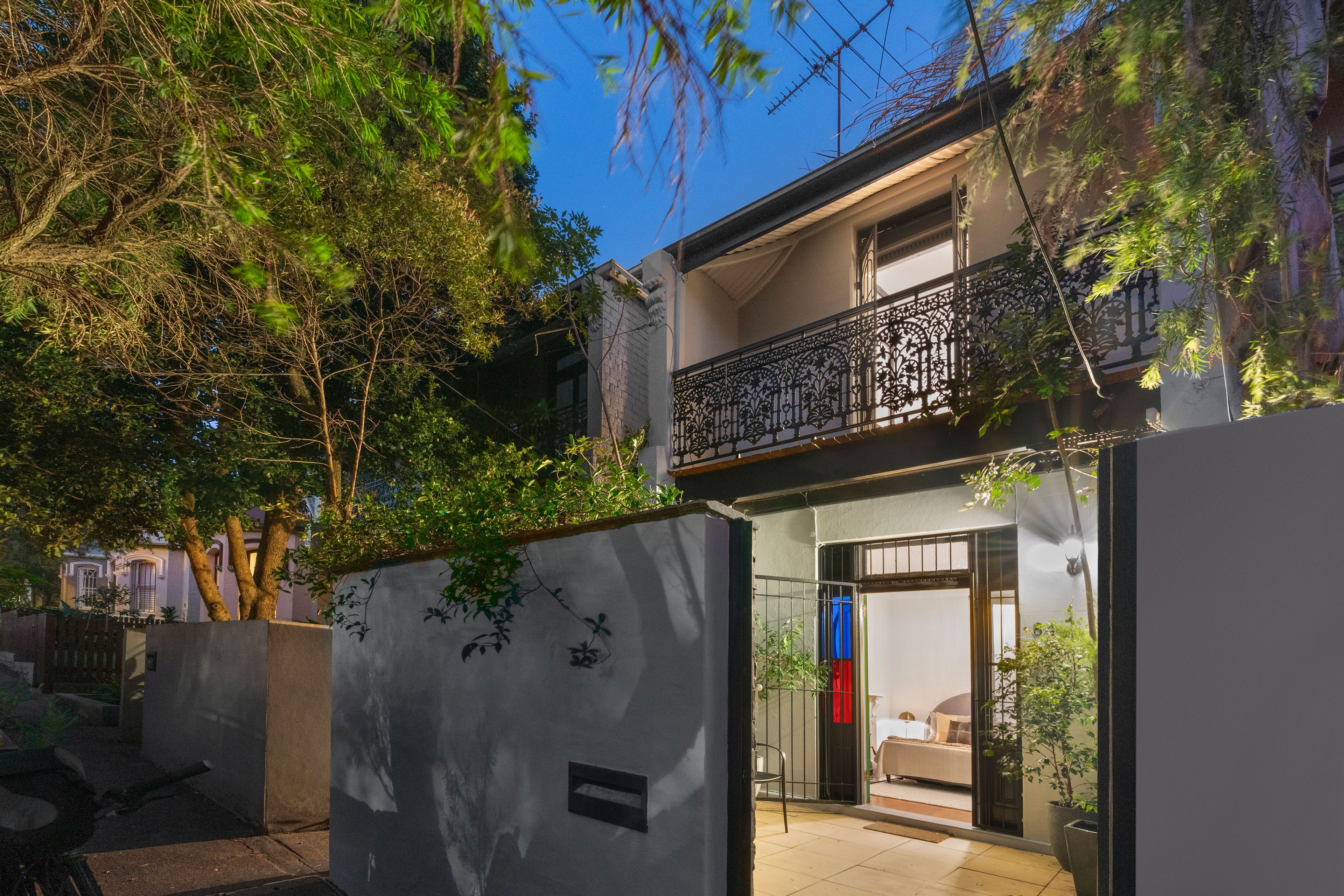 84 Marian Street