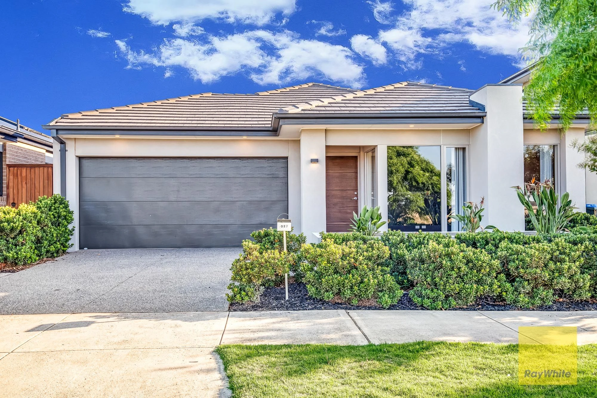1027 Leakes Road, Tarneit, VIC 3029