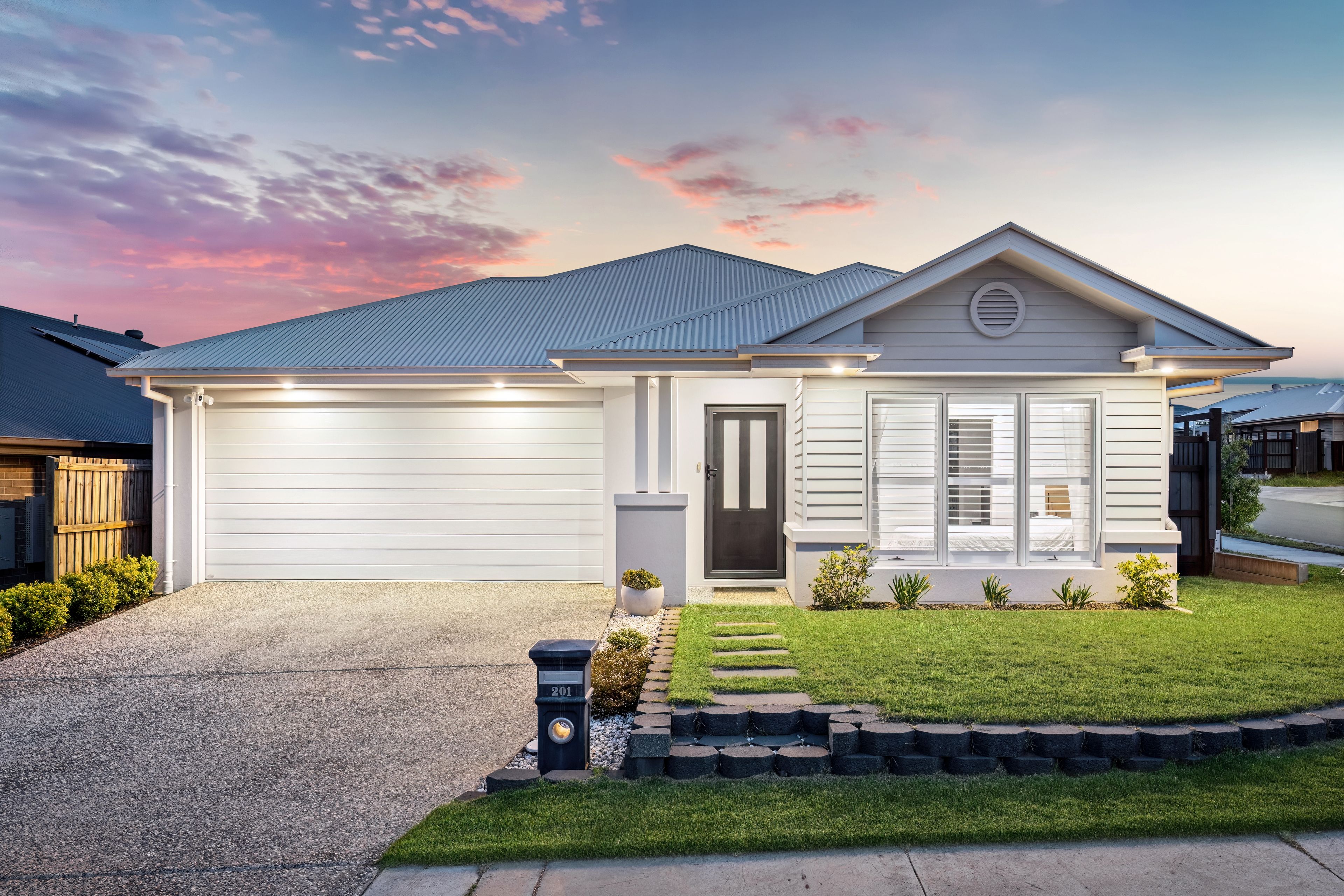 201 Barrams Road, South Ripley QLD 4306