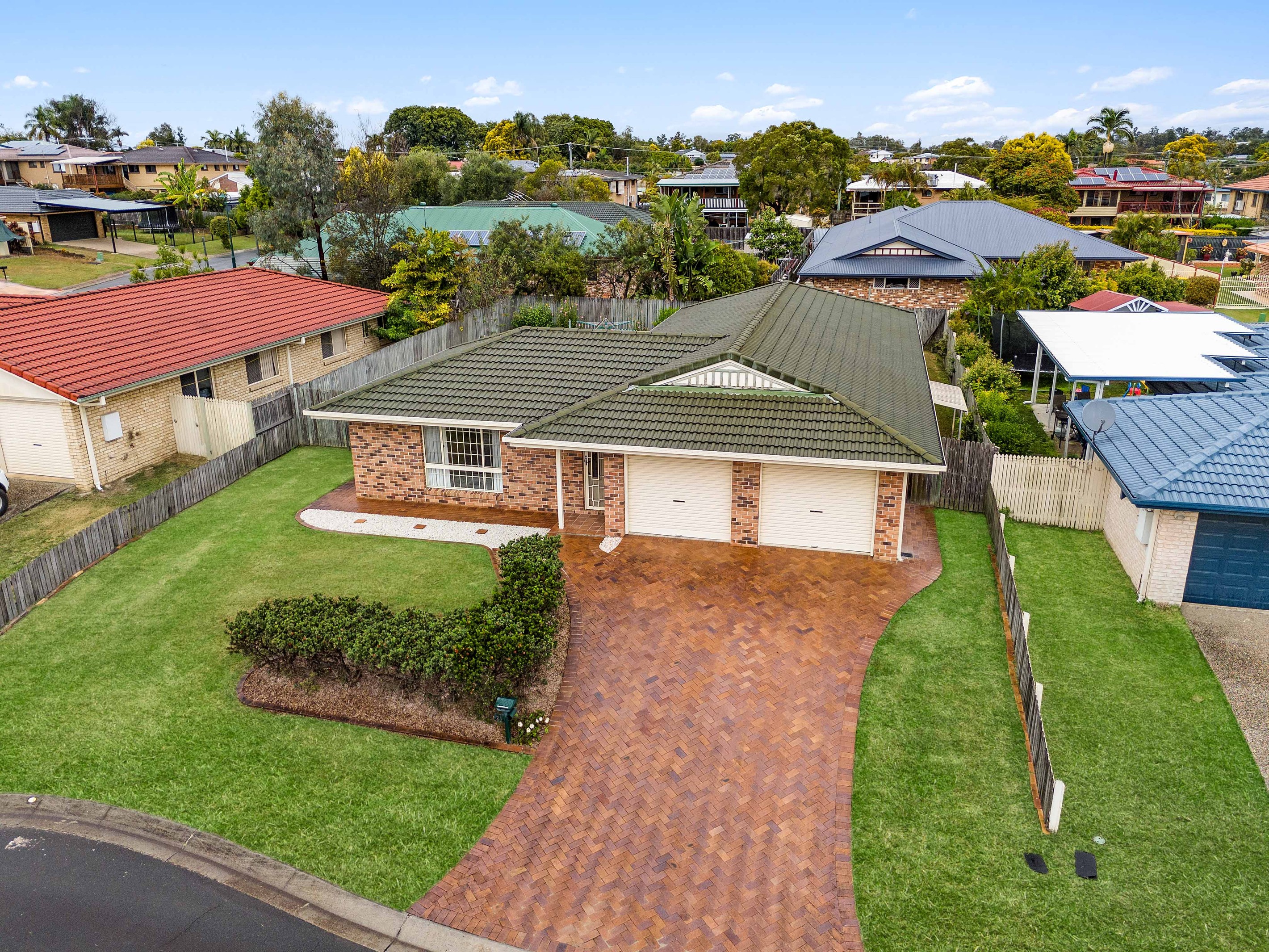 23 Discovery Street, Flinders View, QLD 4305