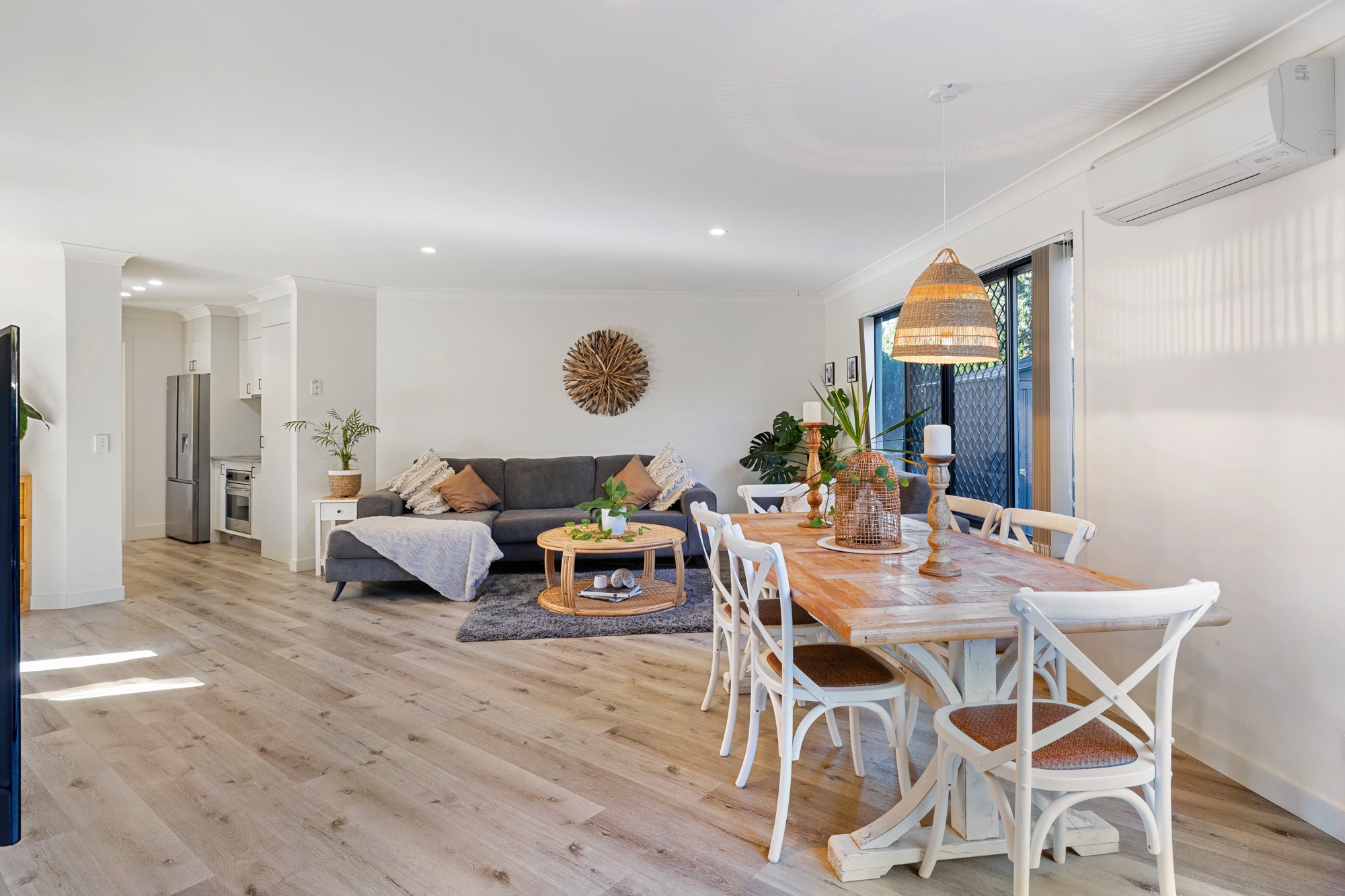 2/4 ACTON Drive, Varsity Lakes, QLD 4227