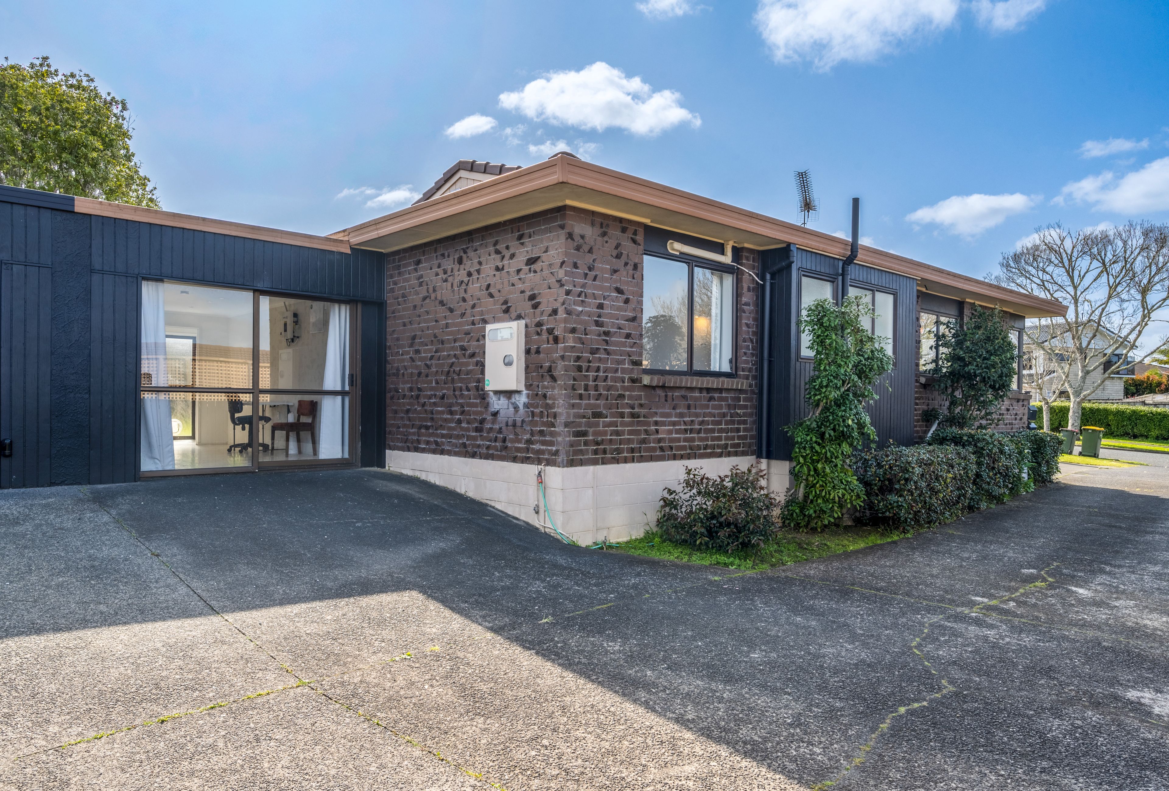 1/13 Parramatta Place, Botany Downs, Manukau City