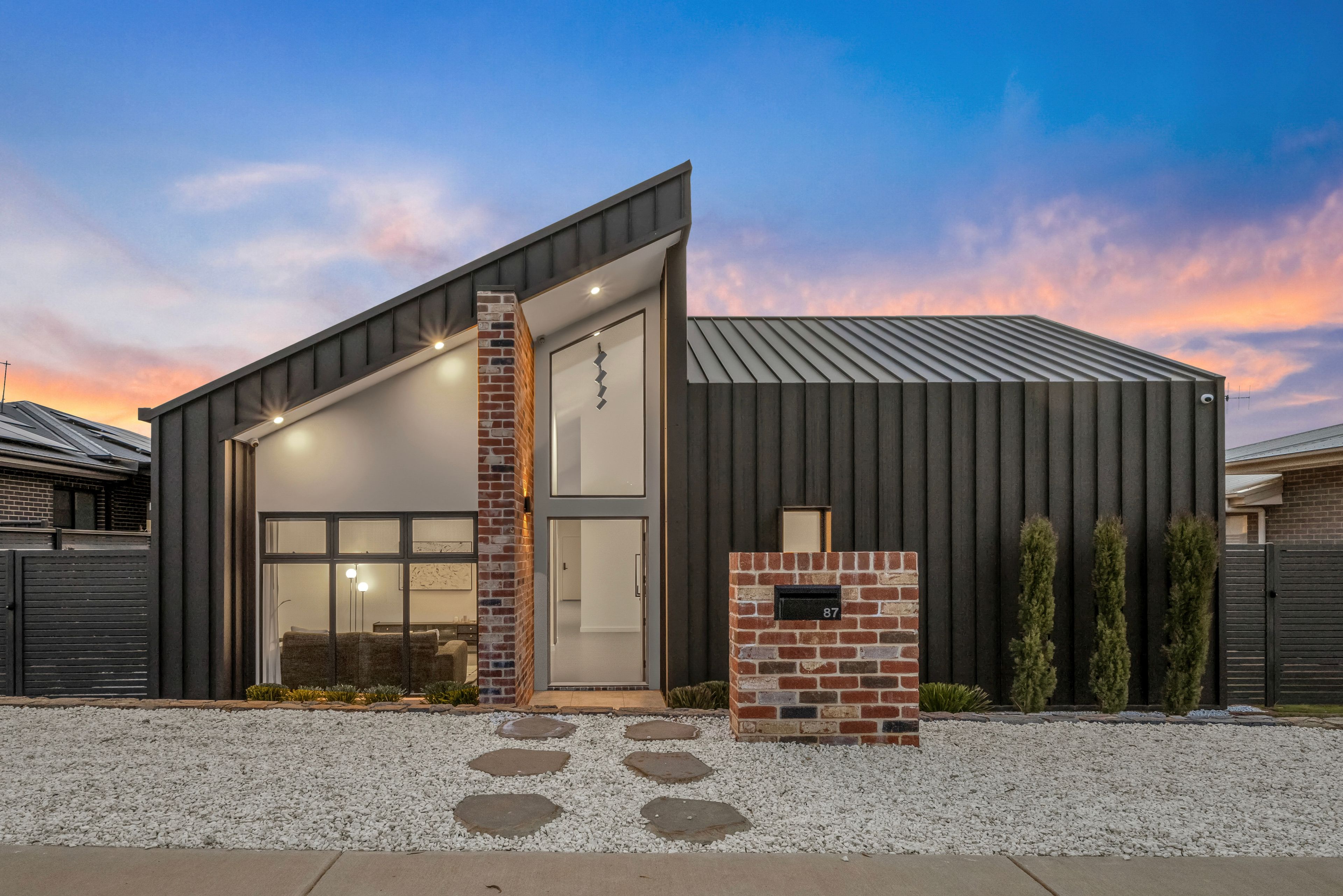 87 Hazel Hawke Avenue, WHITLAM ACT 2611