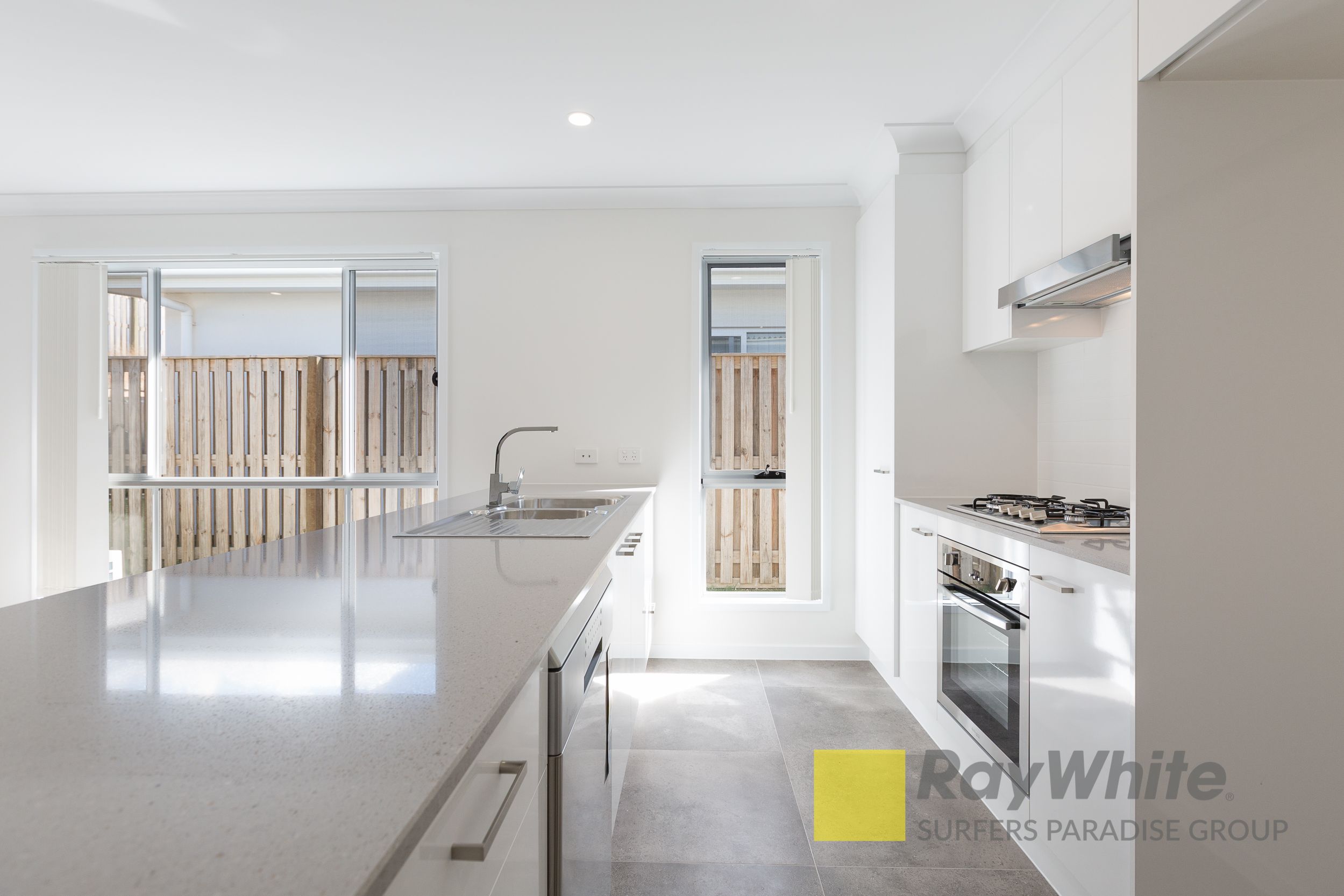 1/119 The Heights Boulevard, Pimpama, QLD 4209