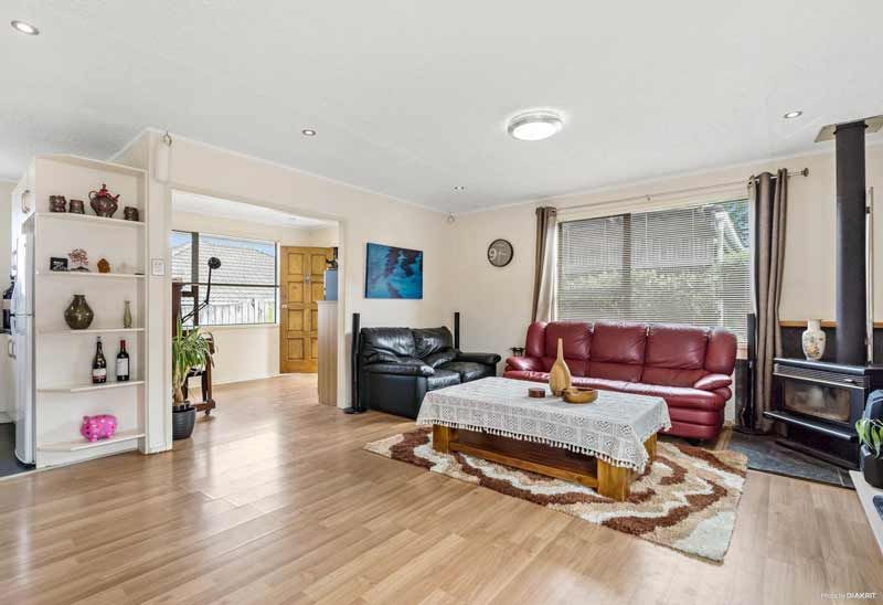 2/18 Vincent Street, Howick, Manukau City