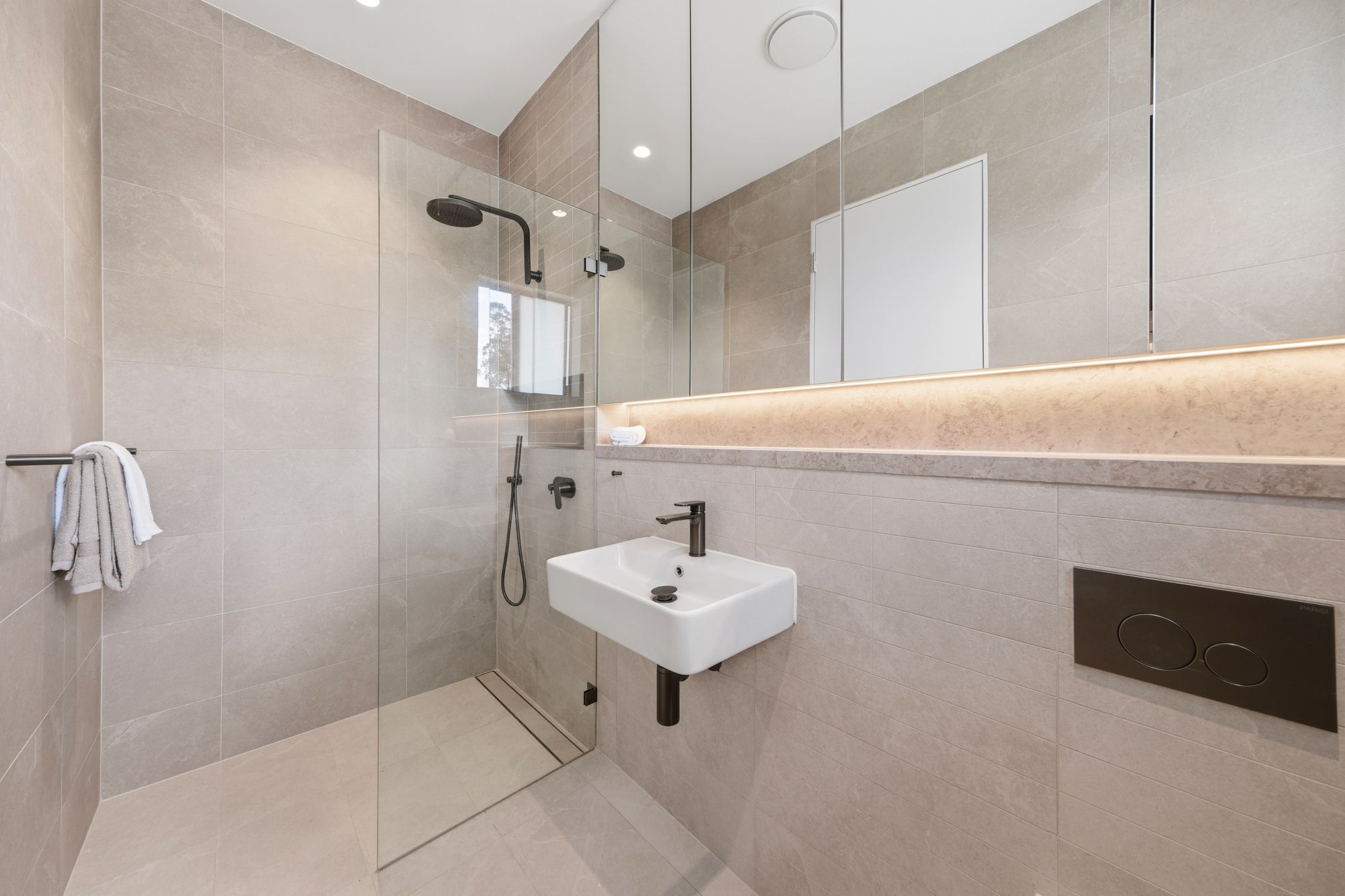 54B Ian Crescent — photo 17 of 21