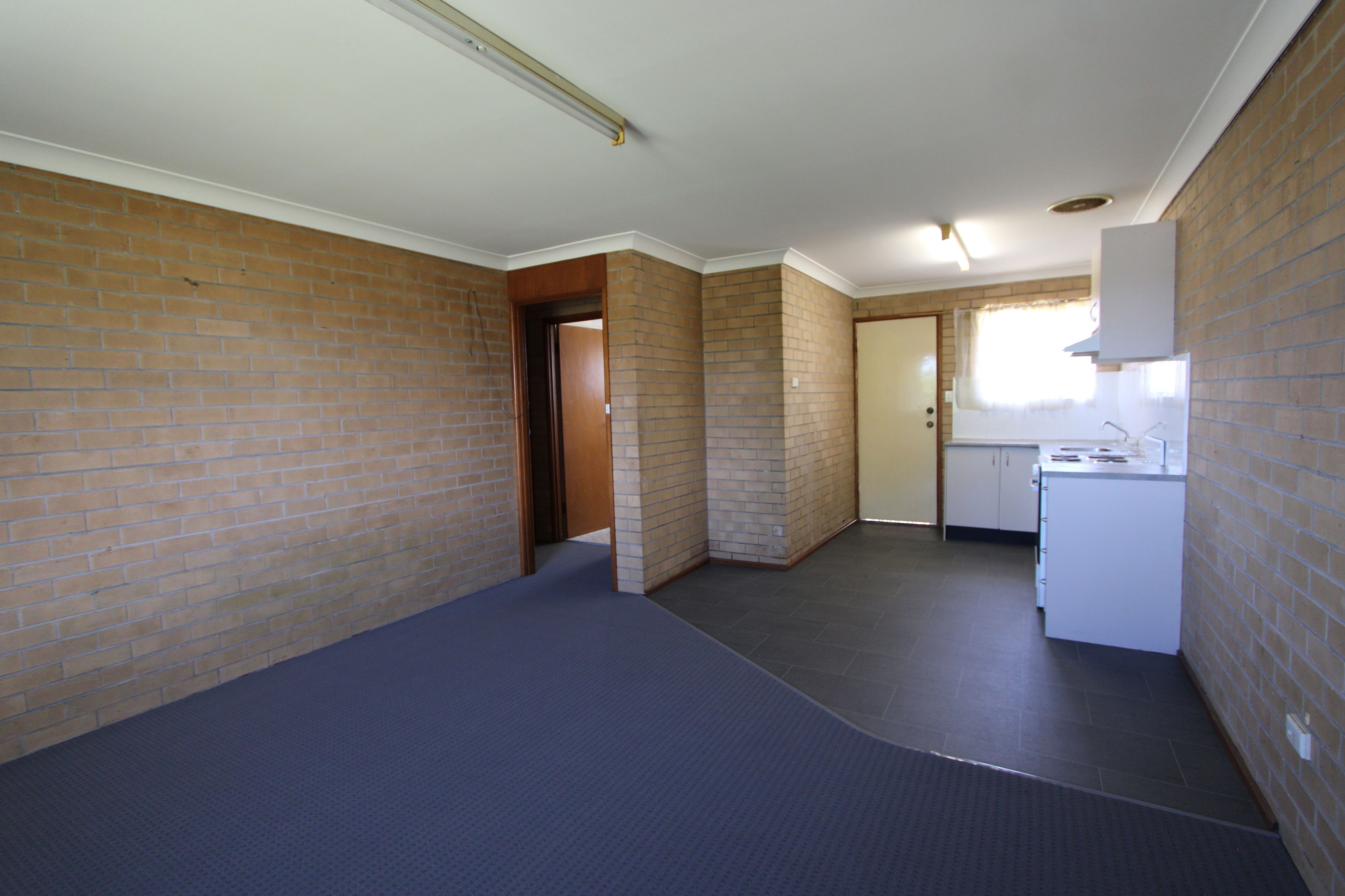 2/83 Old Bundarra Road, Inverell, NSW 2360