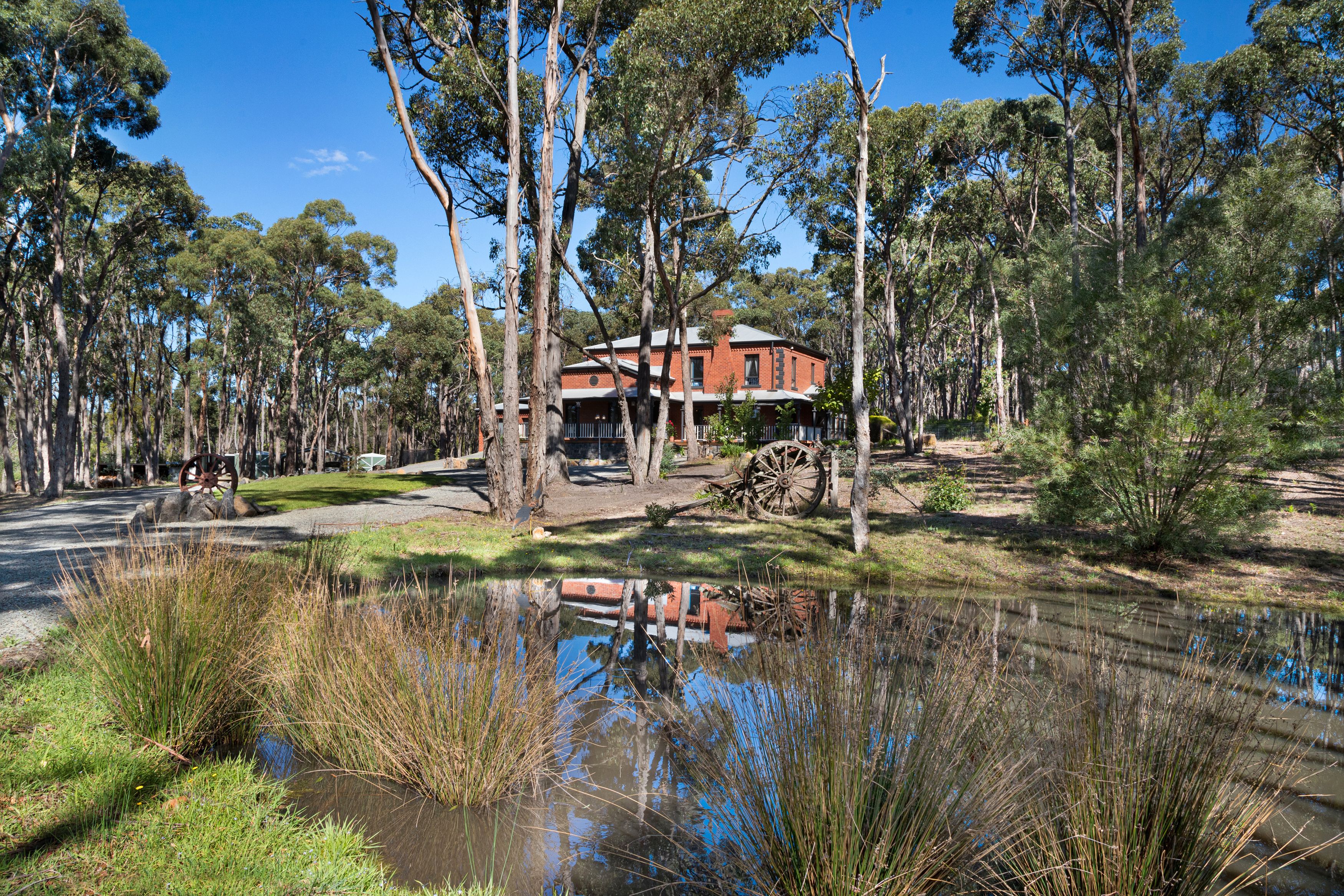129 Post Office Road, Smythes Creek, VIC 3351